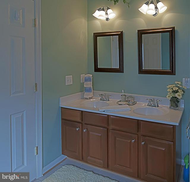 SPRING LAKES - Residential