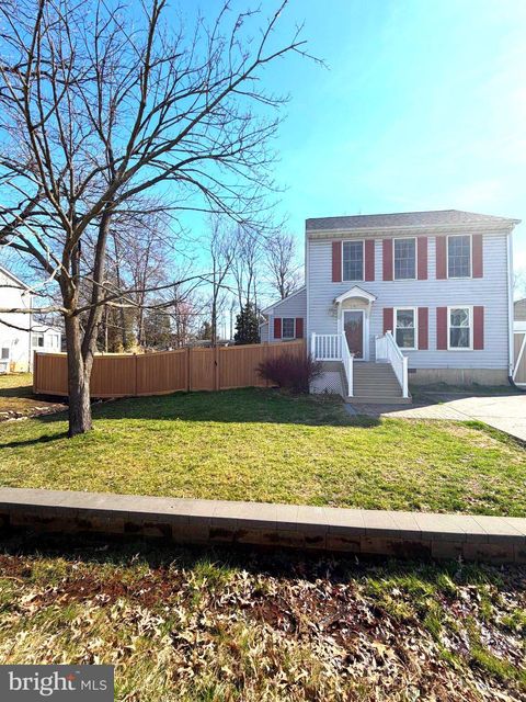 Photo of 1191 Spruce Avenue, SHADY SIDE, MD 20764 (MLS # MDAA2140286)