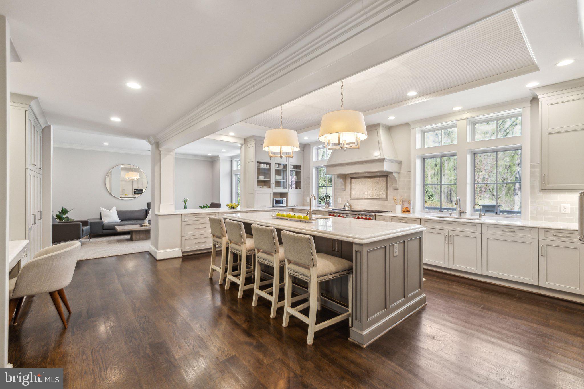 POTOMAC MANOR - Residential