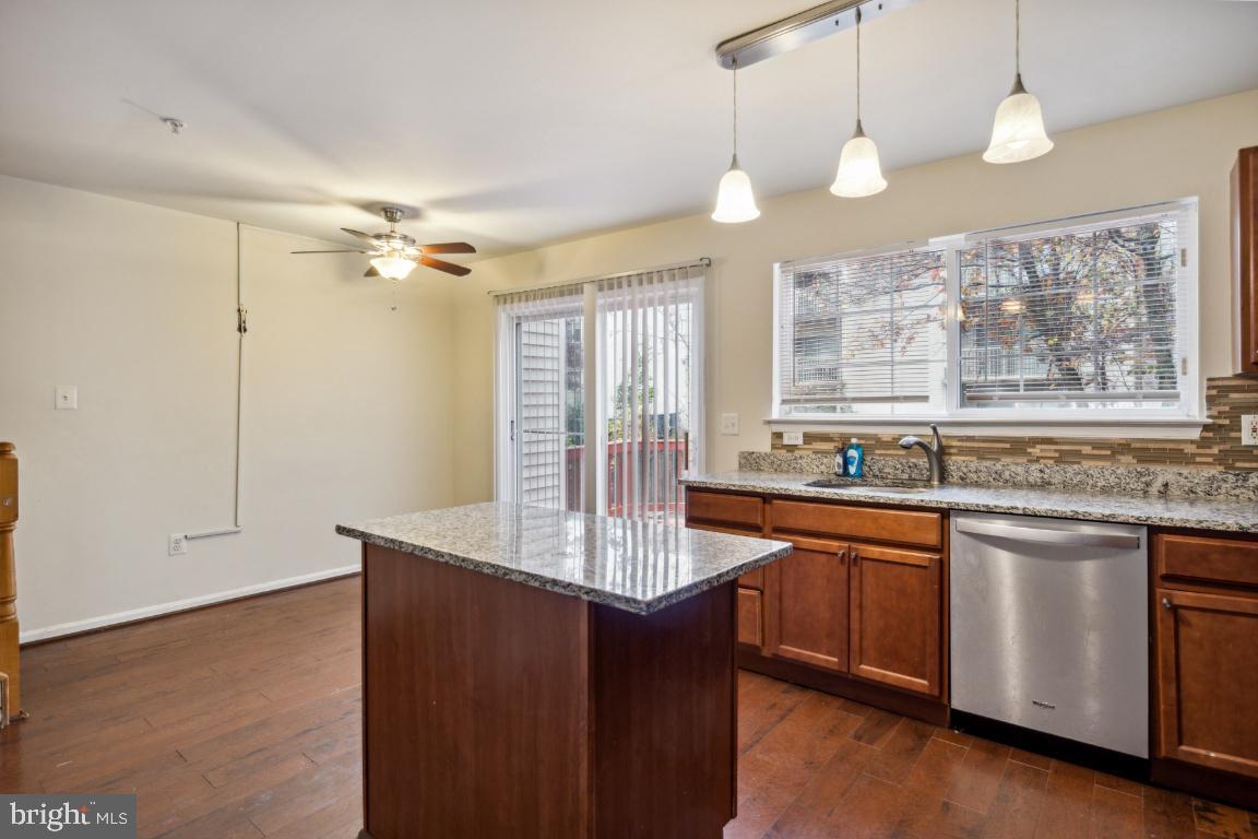 BARKLEY WOODS - Residential