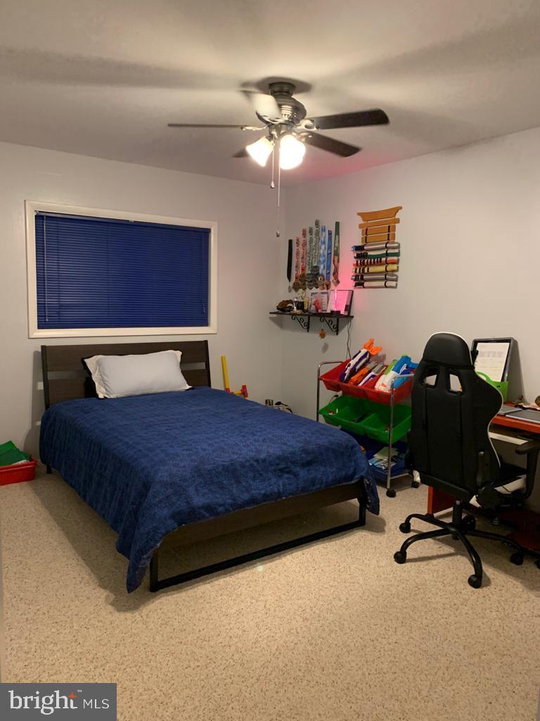 TWIN RIDGE APARTMENTS - Residential Lease