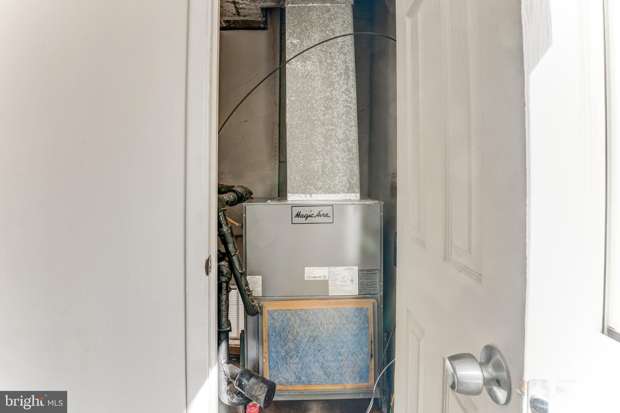 BETHESDA PARK - Residential