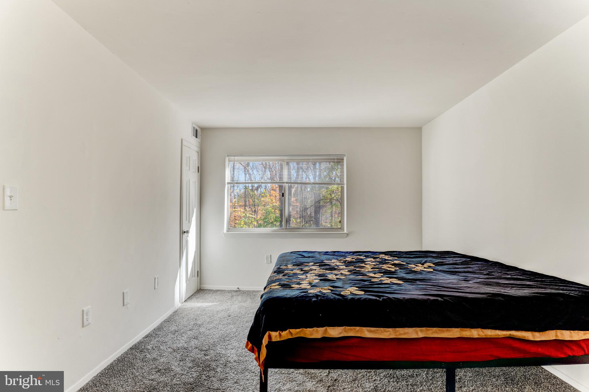 BETHESDA PARK - Residential