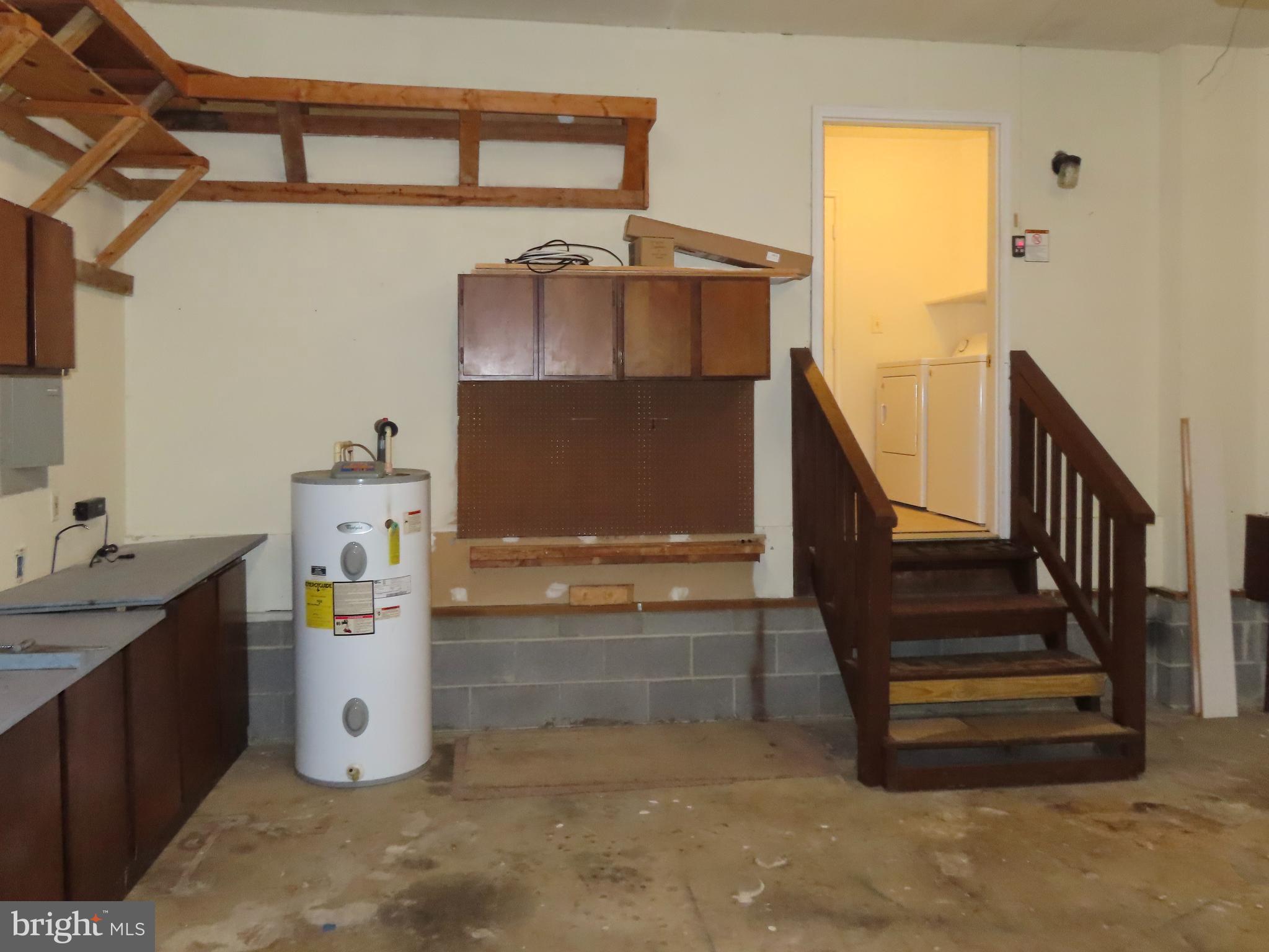 LAKE WILDERNESS - Residential Lease