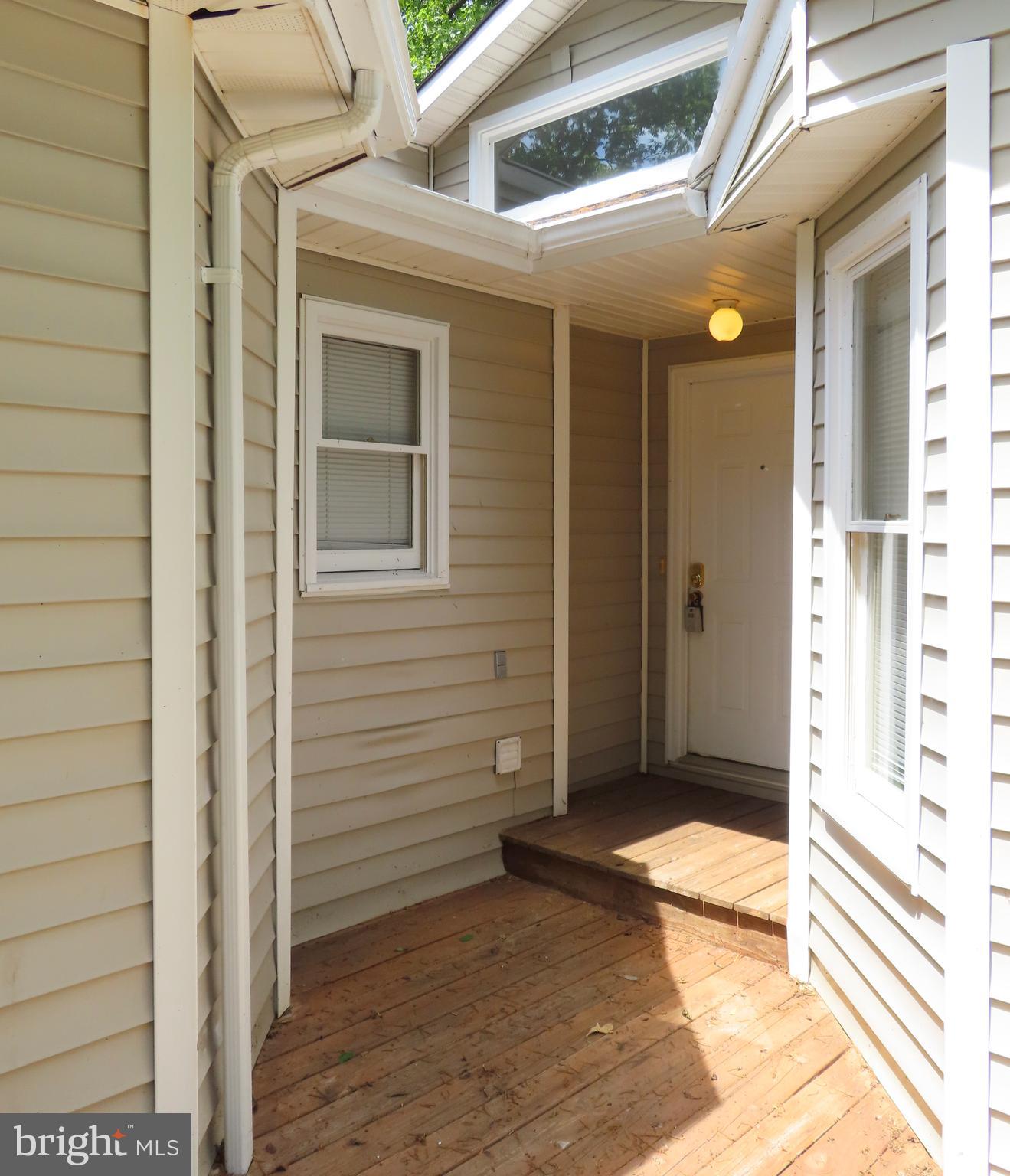 LAKE WILDERNESS - Residential Lease