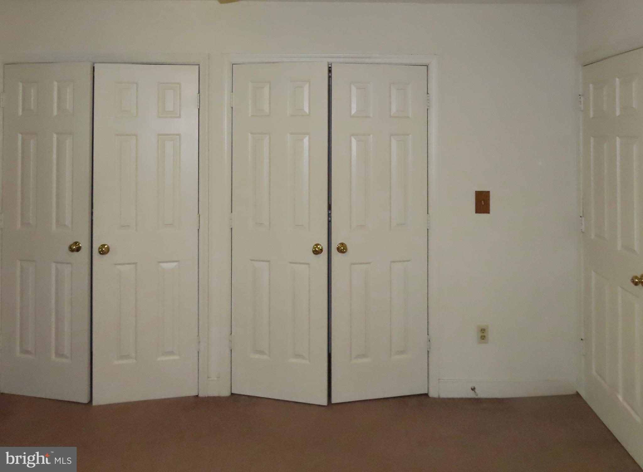 LAKE WILDERNESS - Residential Lease