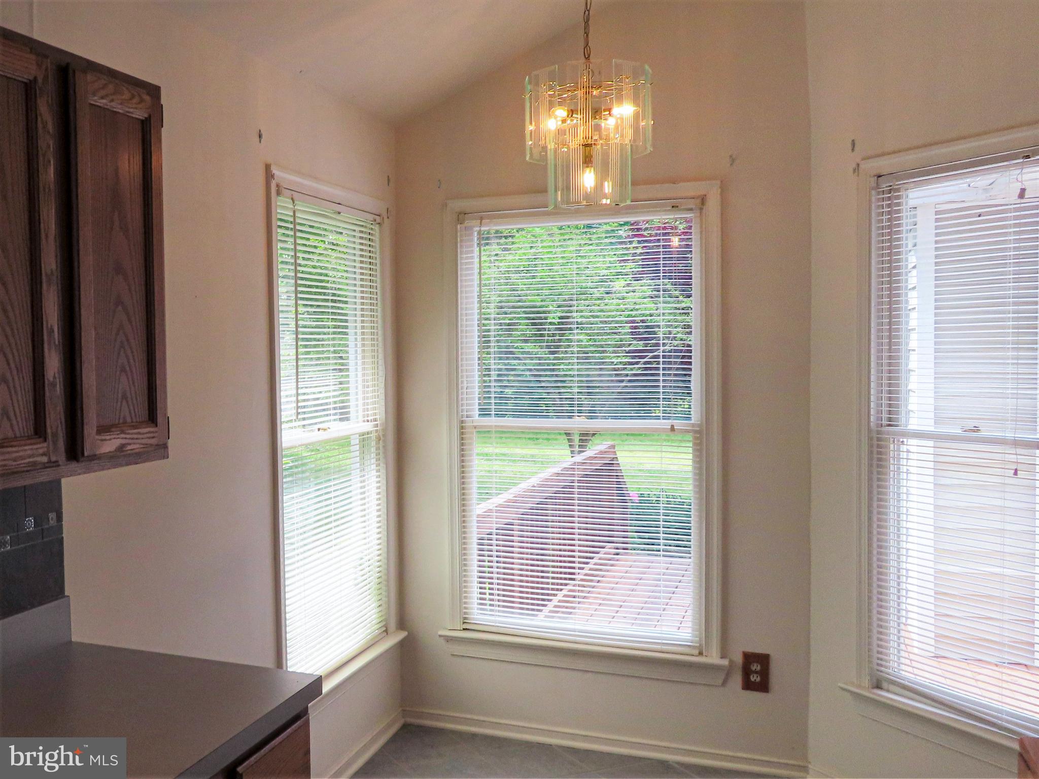 LAKE WILDERNESS - Residential Lease