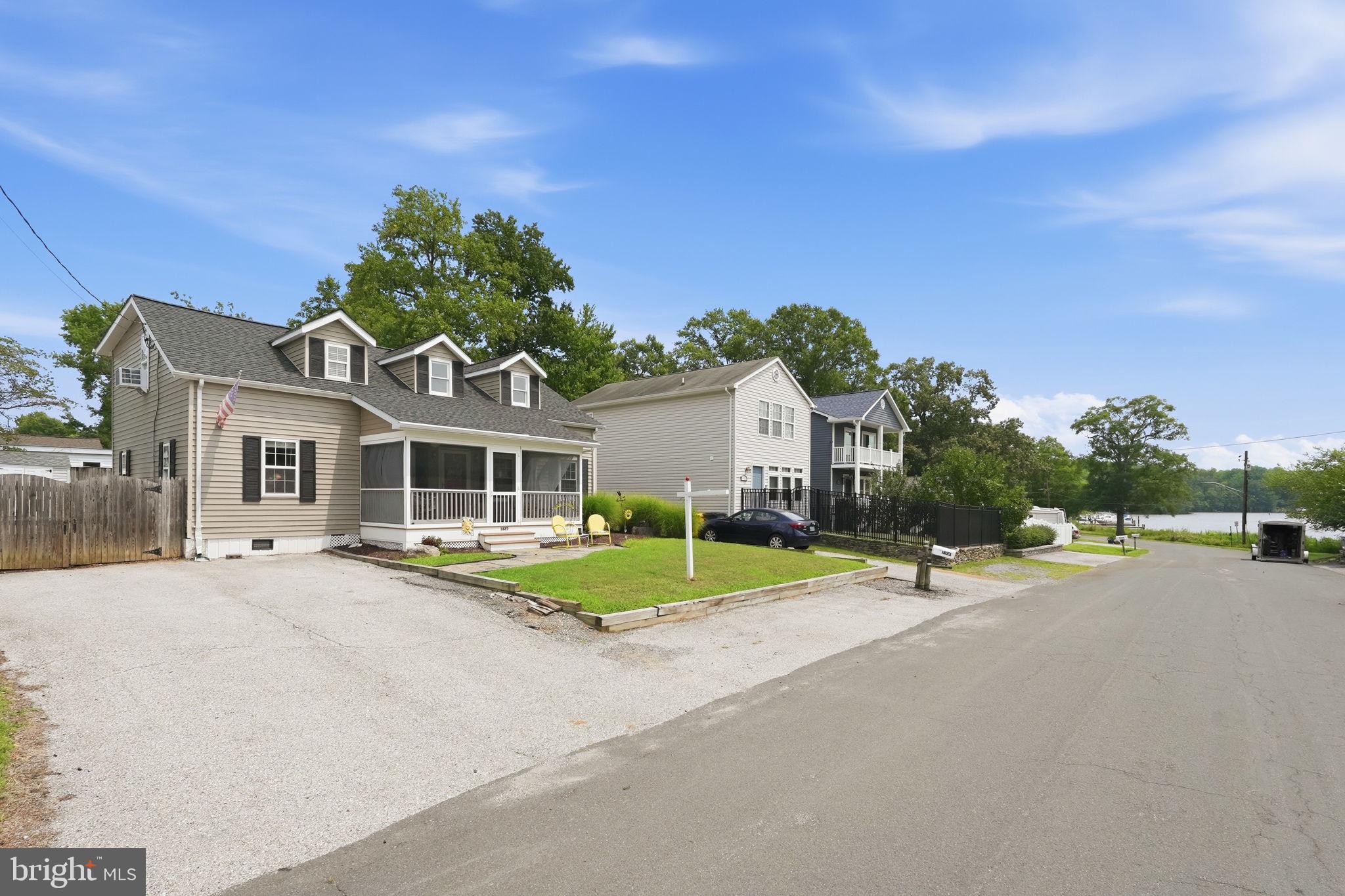 1623 SHORE DRIVE