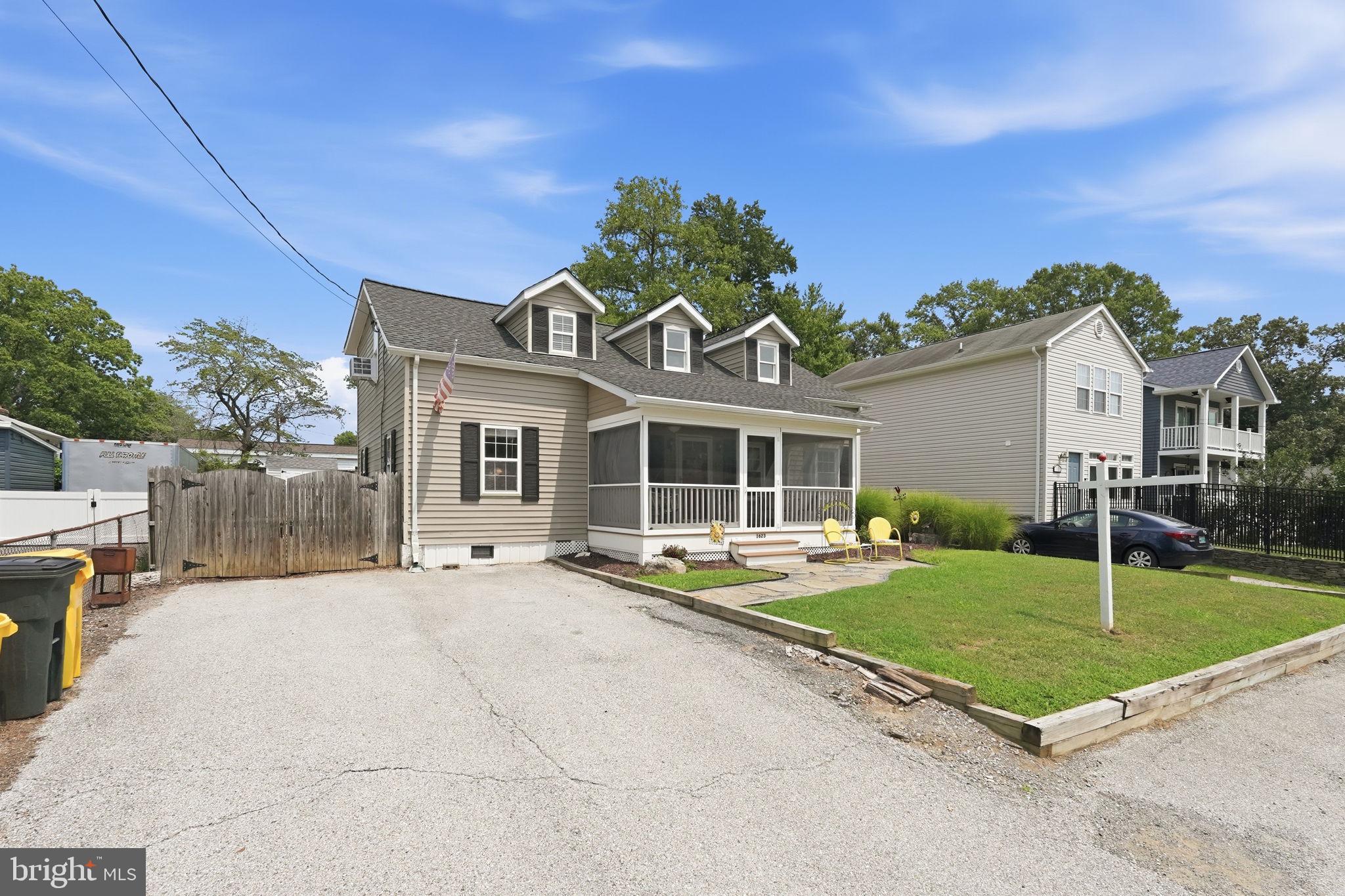 1623 SHORE DRIVE