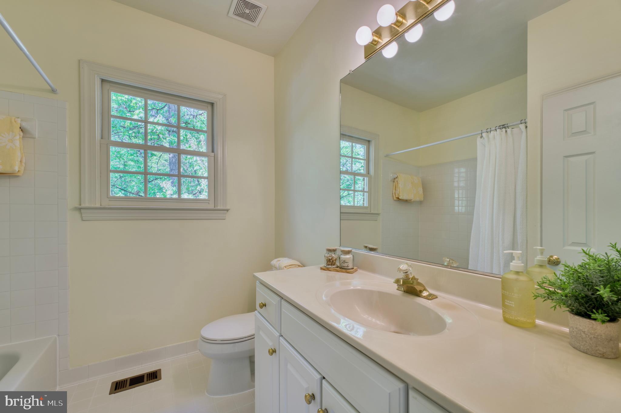 WOODLEA HILLS - Residential