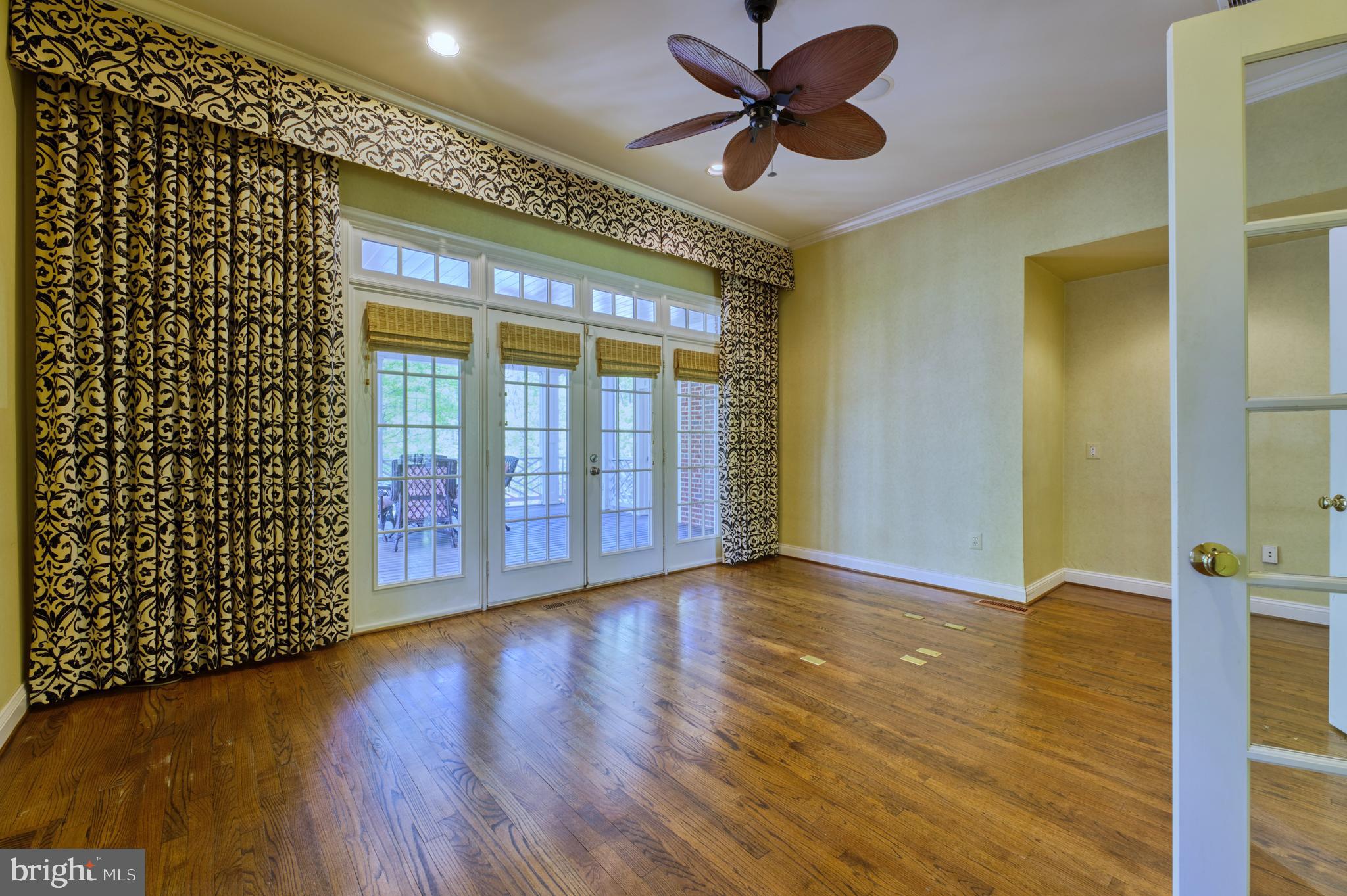 WOODLEA HILLS - Residential