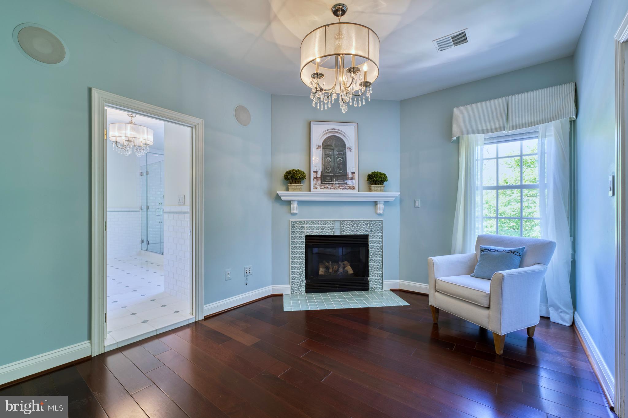 WOODLEA HILLS - Residential