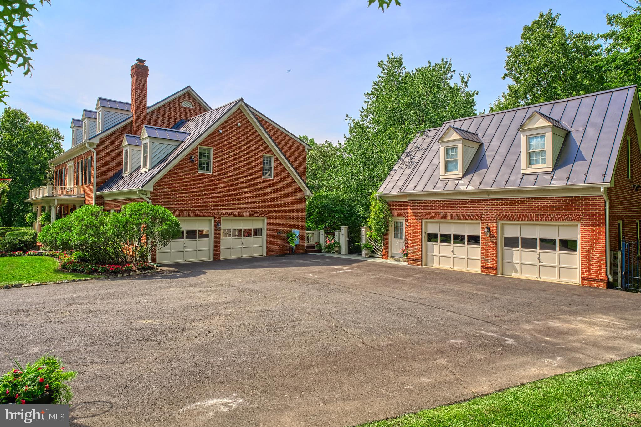 WOODLEA HILLS - Residential