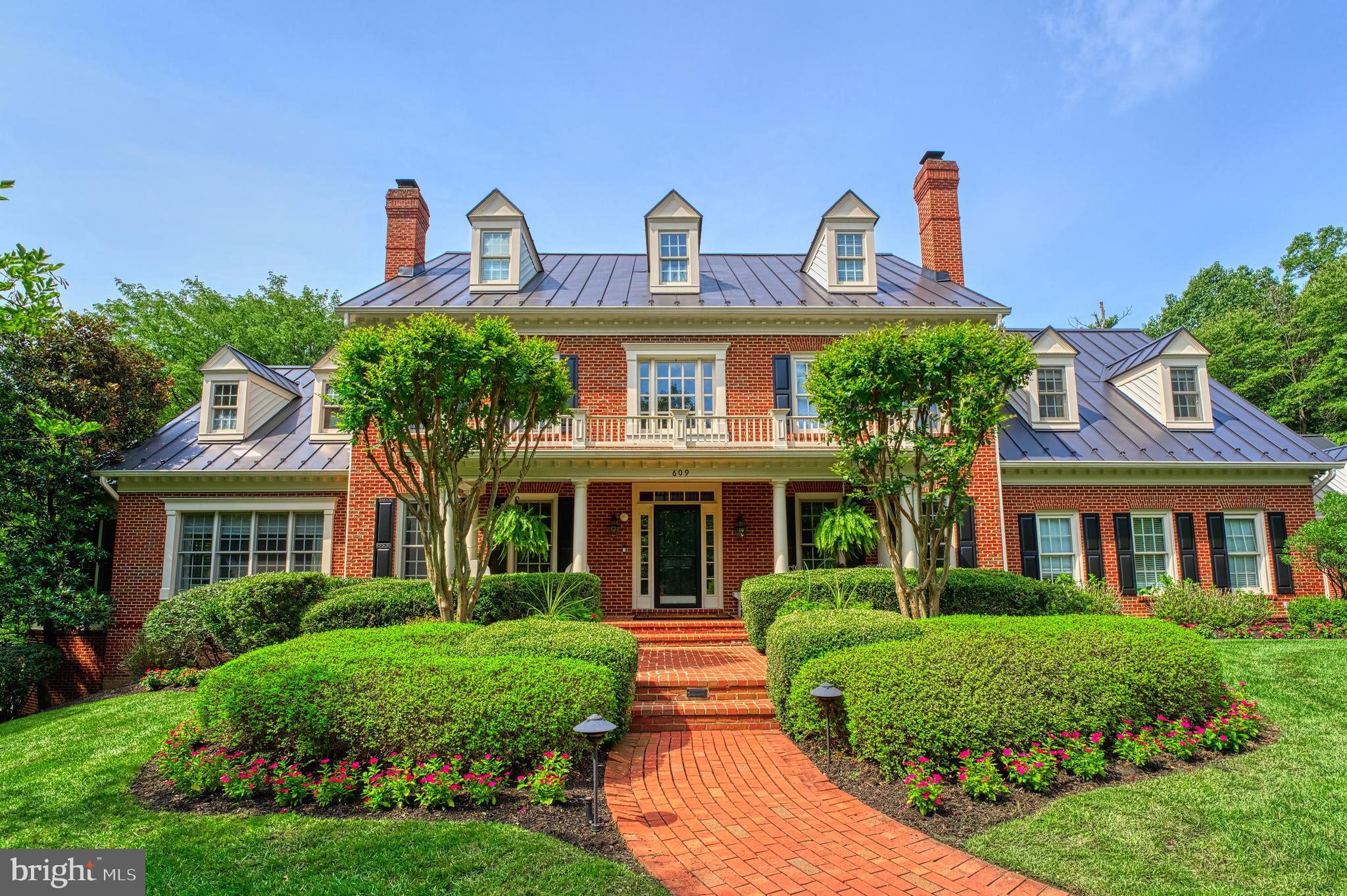 WOODLEA HILLS - Residential