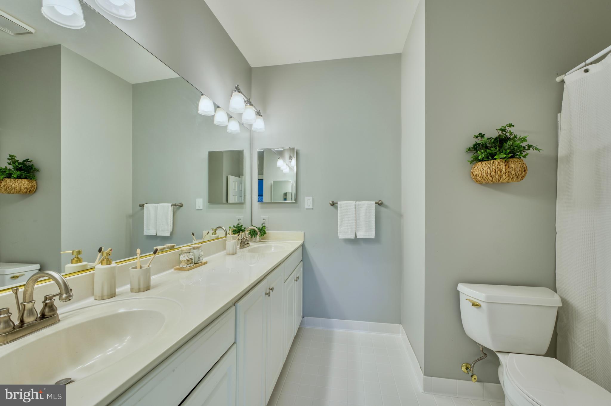 WOODLEA HILLS - Residential