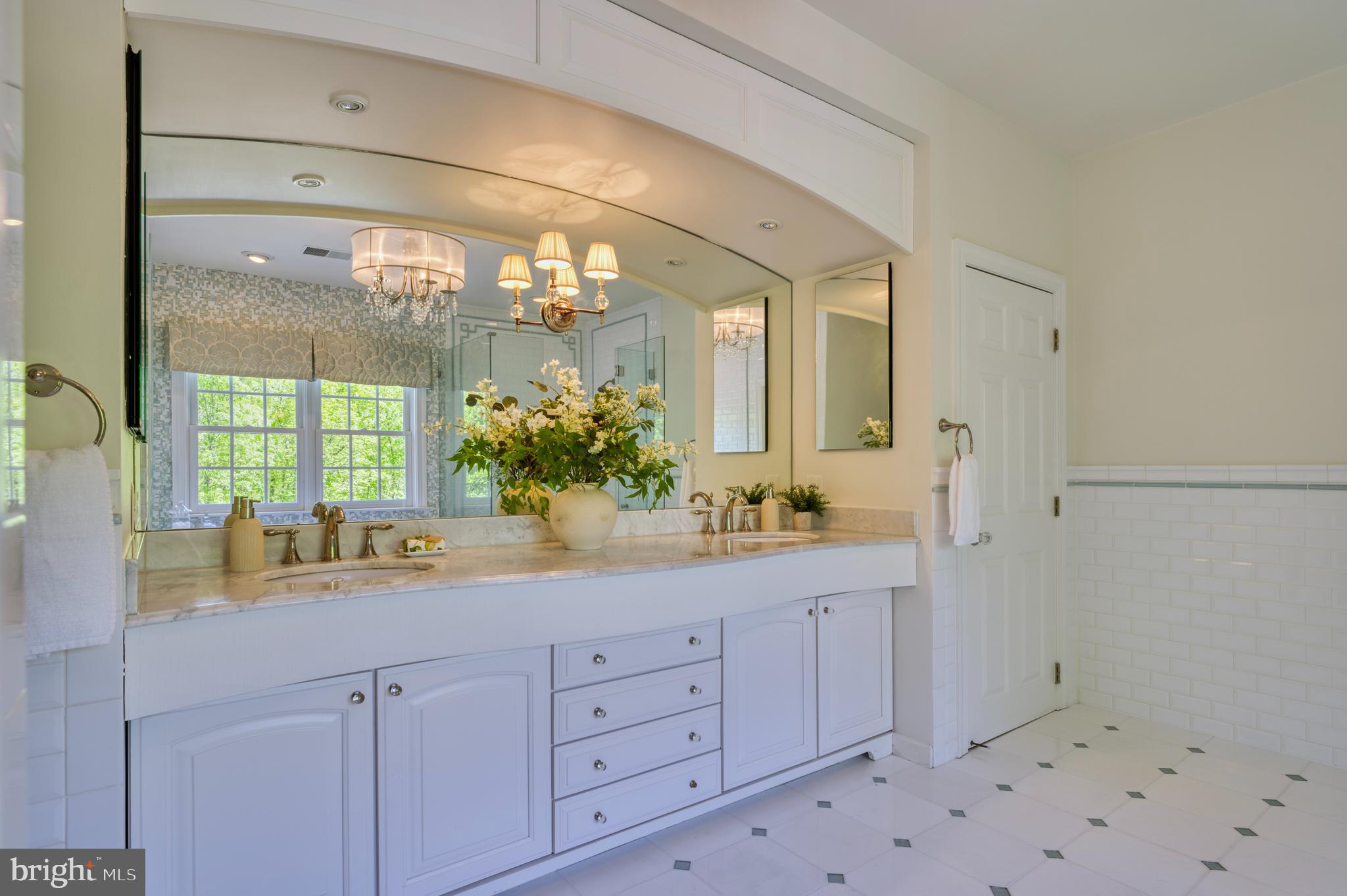 WOODLEA HILLS - Residential