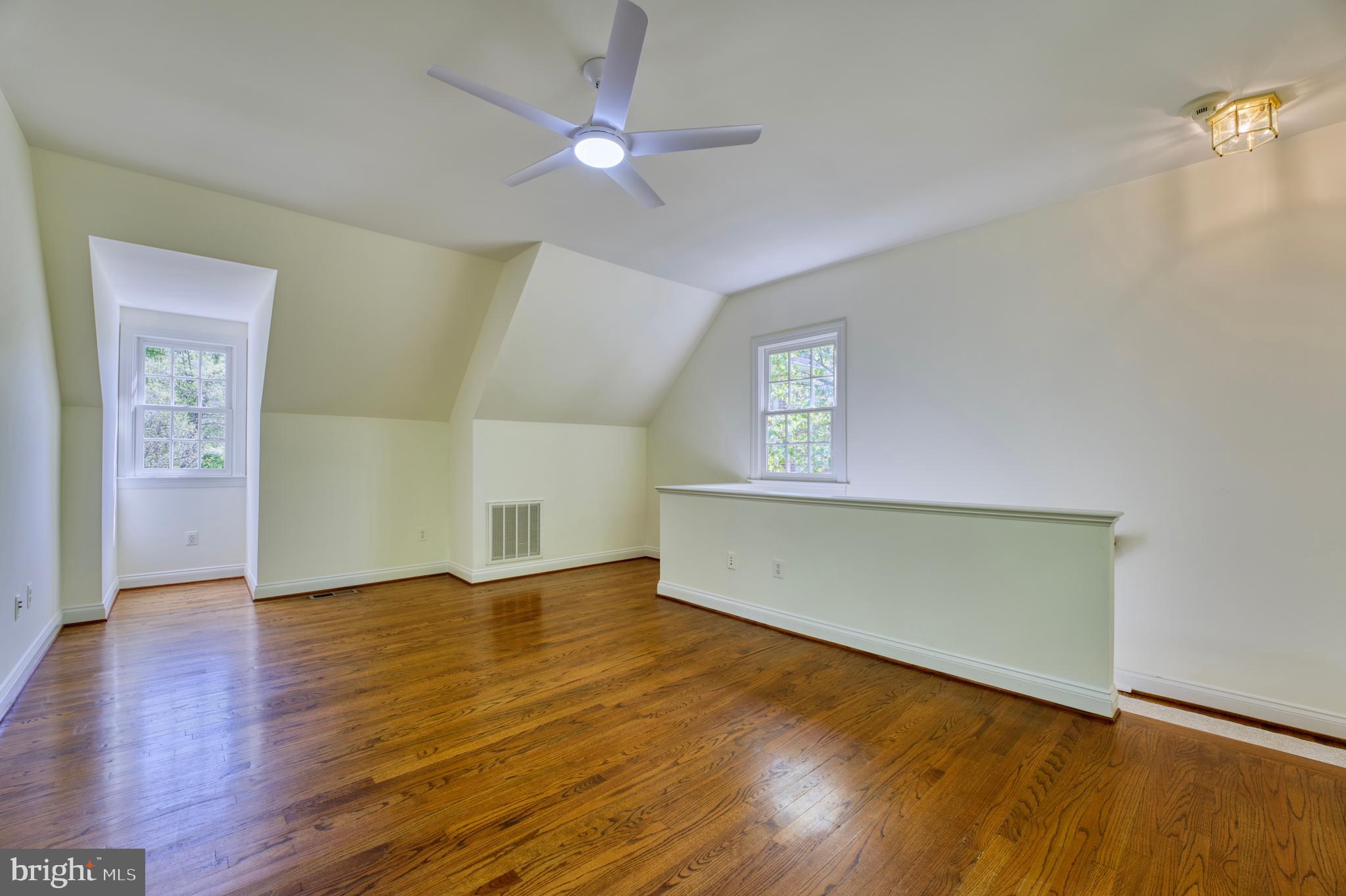 WOODLEA HILLS - Residential