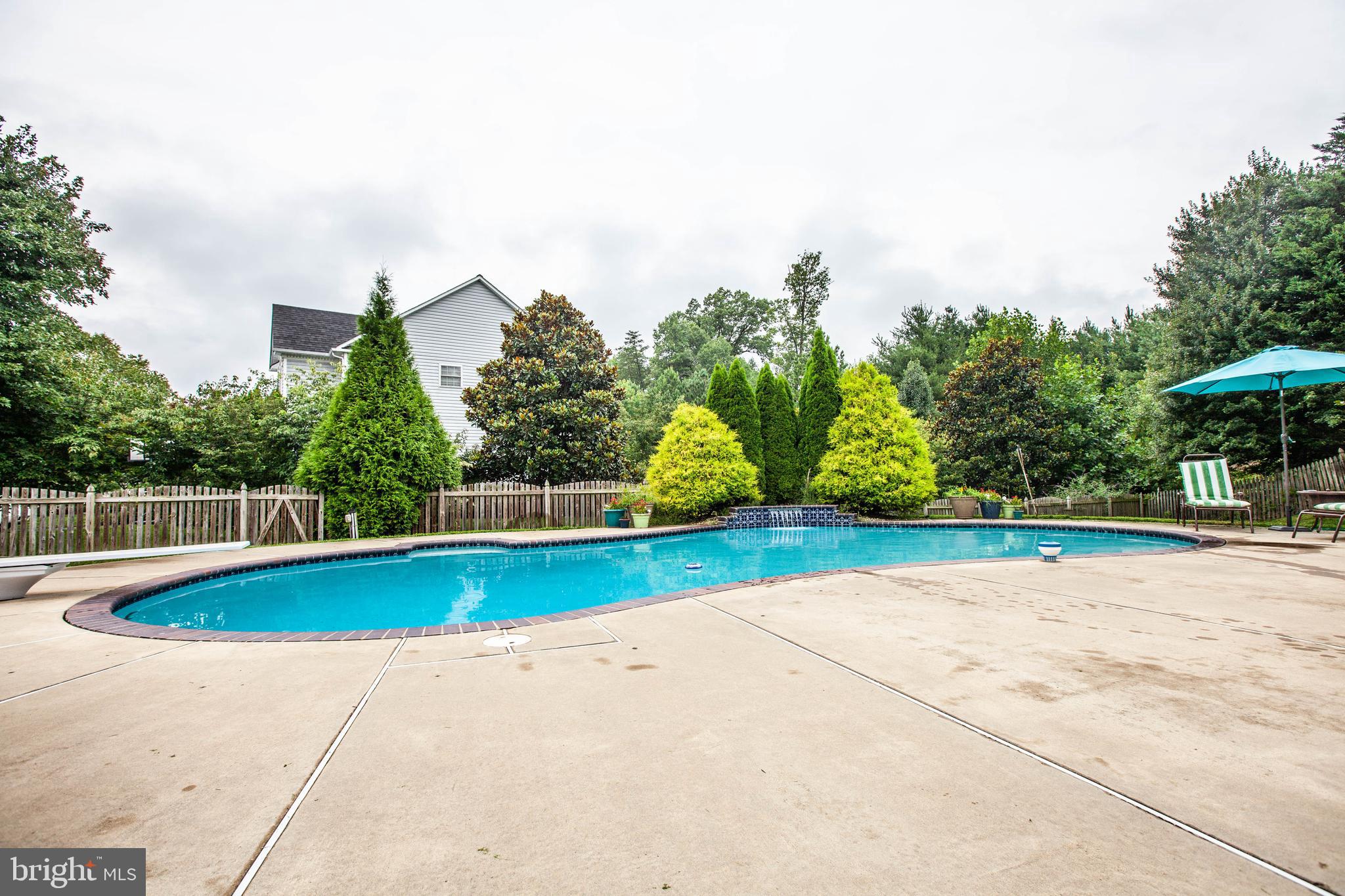 AUGUSTINE NORTH - Residential Lease