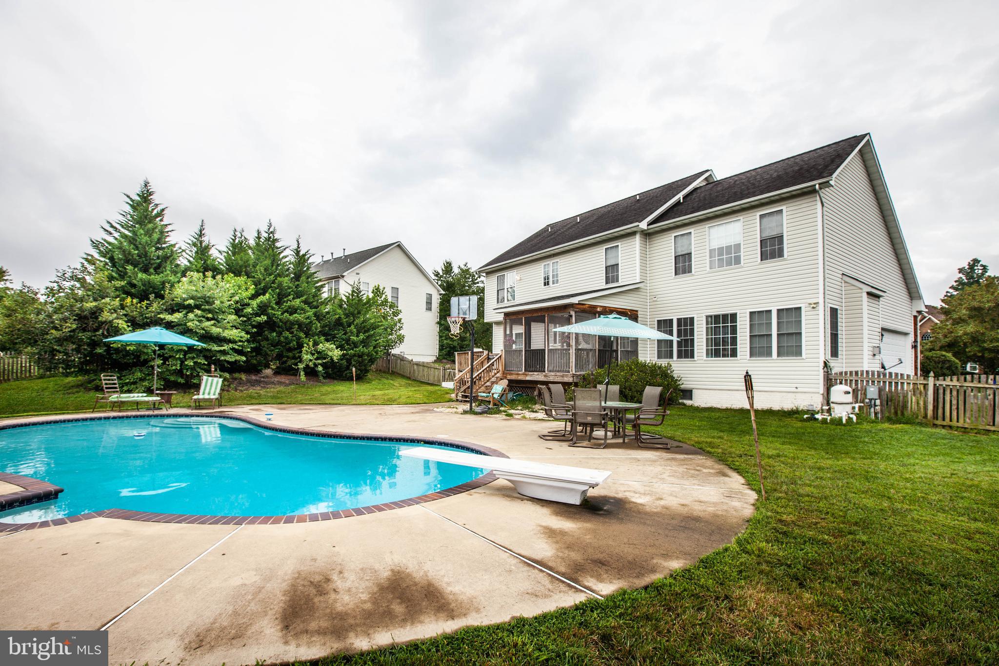 AUGUSTINE NORTH - Residential Lease