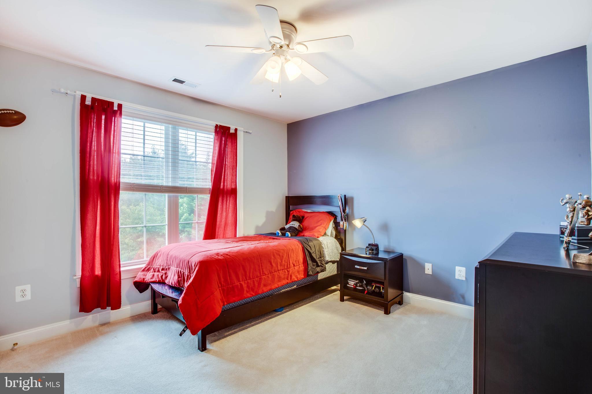 AUGUSTINE NORTH - Residential Lease