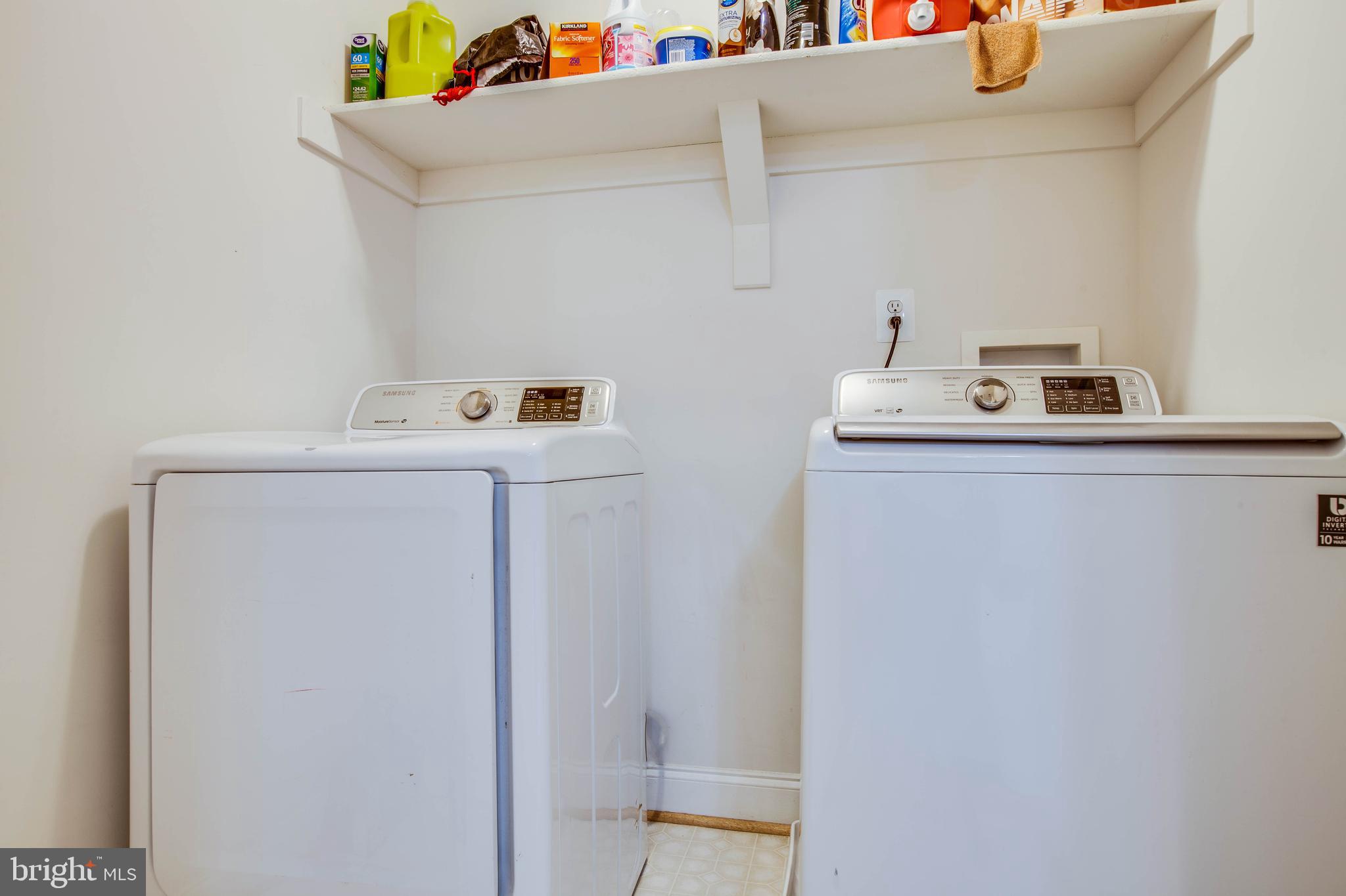 AUGUSTINE NORTH - Residential Lease