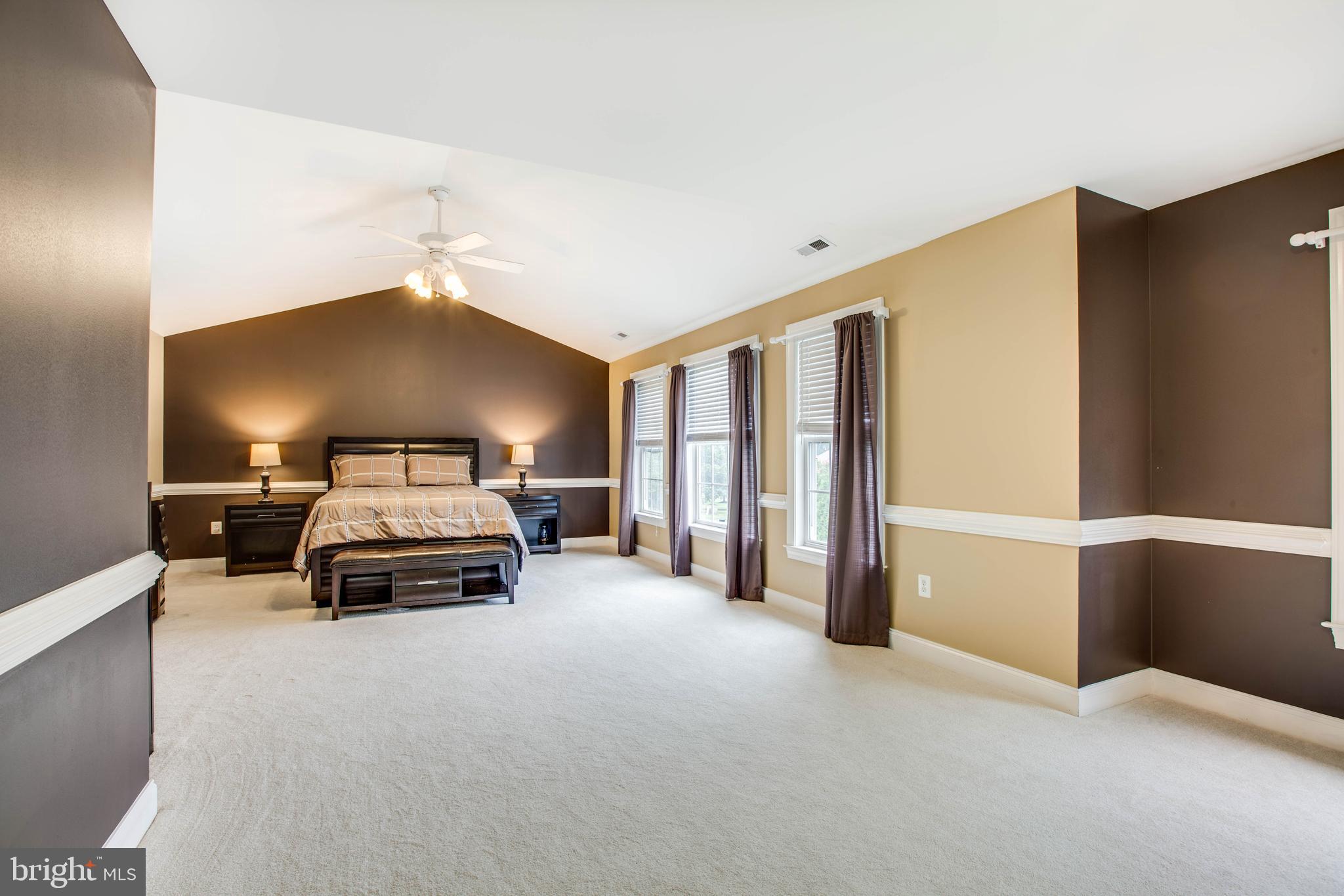 AUGUSTINE NORTH - Residential Lease