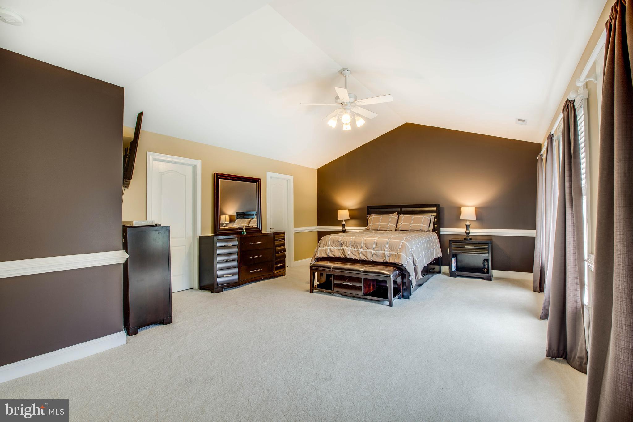 AUGUSTINE NORTH - Residential Lease