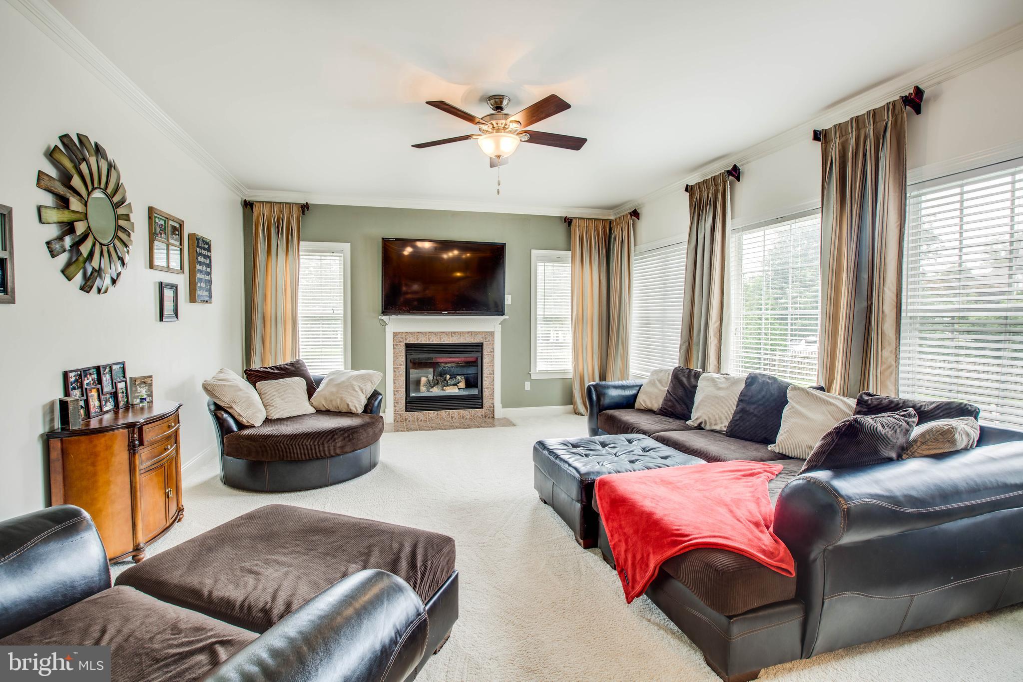 AUGUSTINE NORTH - Residential Lease