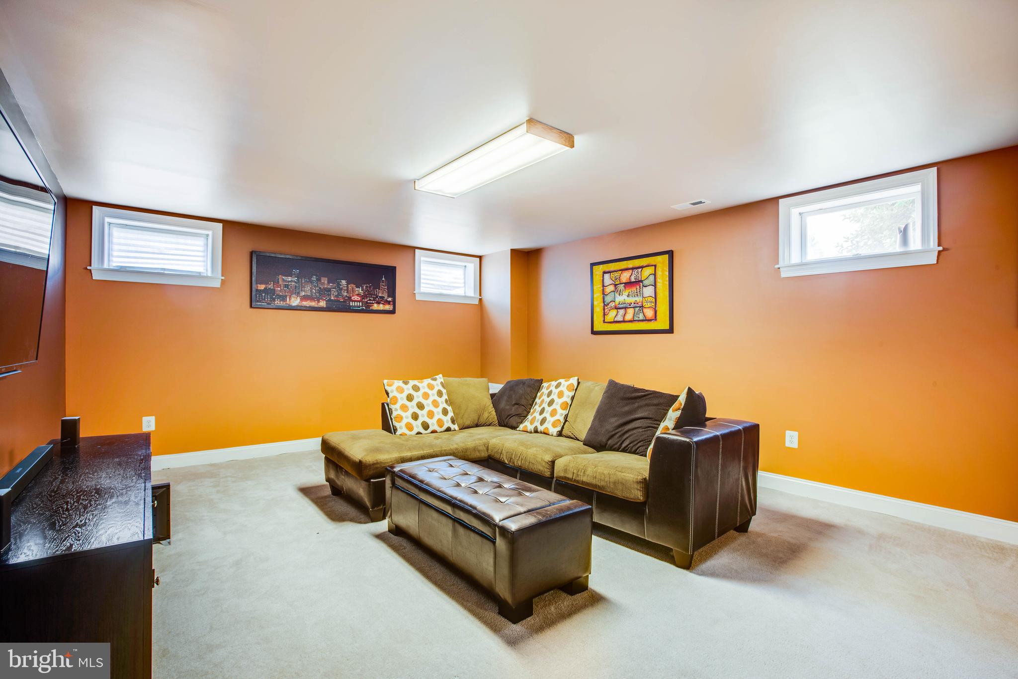 AUGUSTINE NORTH - Residential Lease