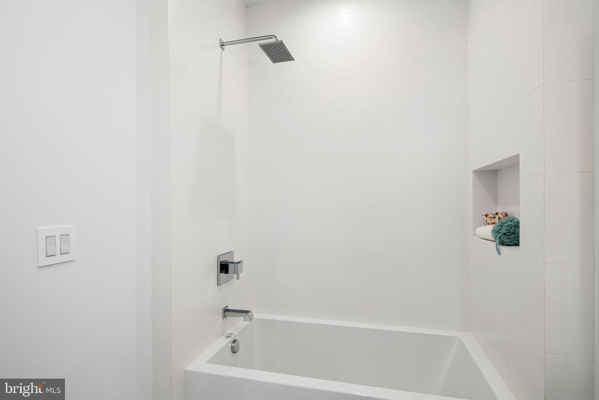 WASHINGTON SQ WEST - Residential