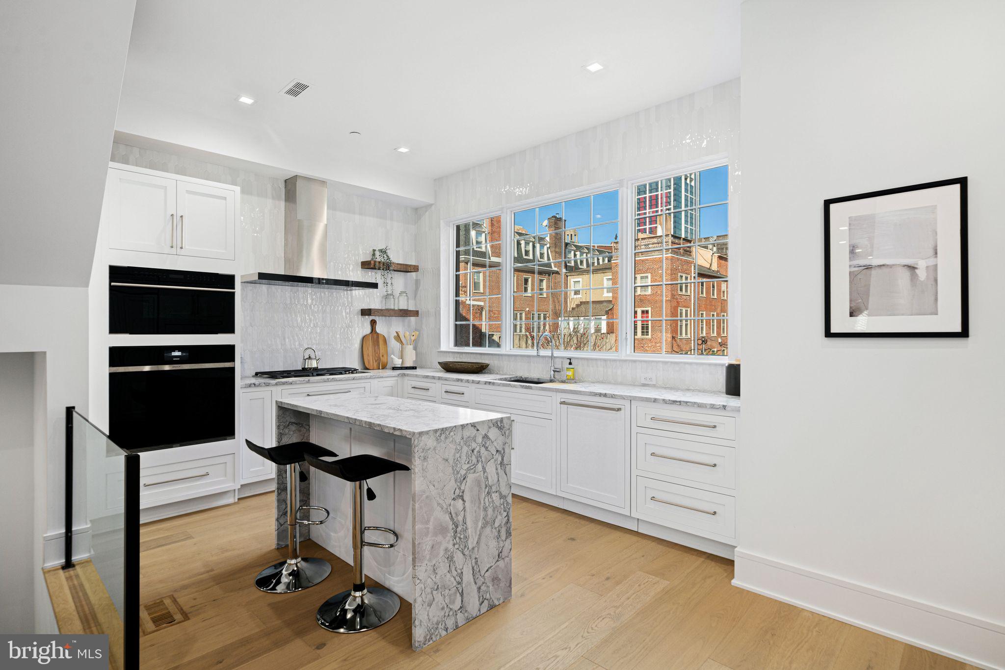 WASHINGTON SQ WEST - Residential