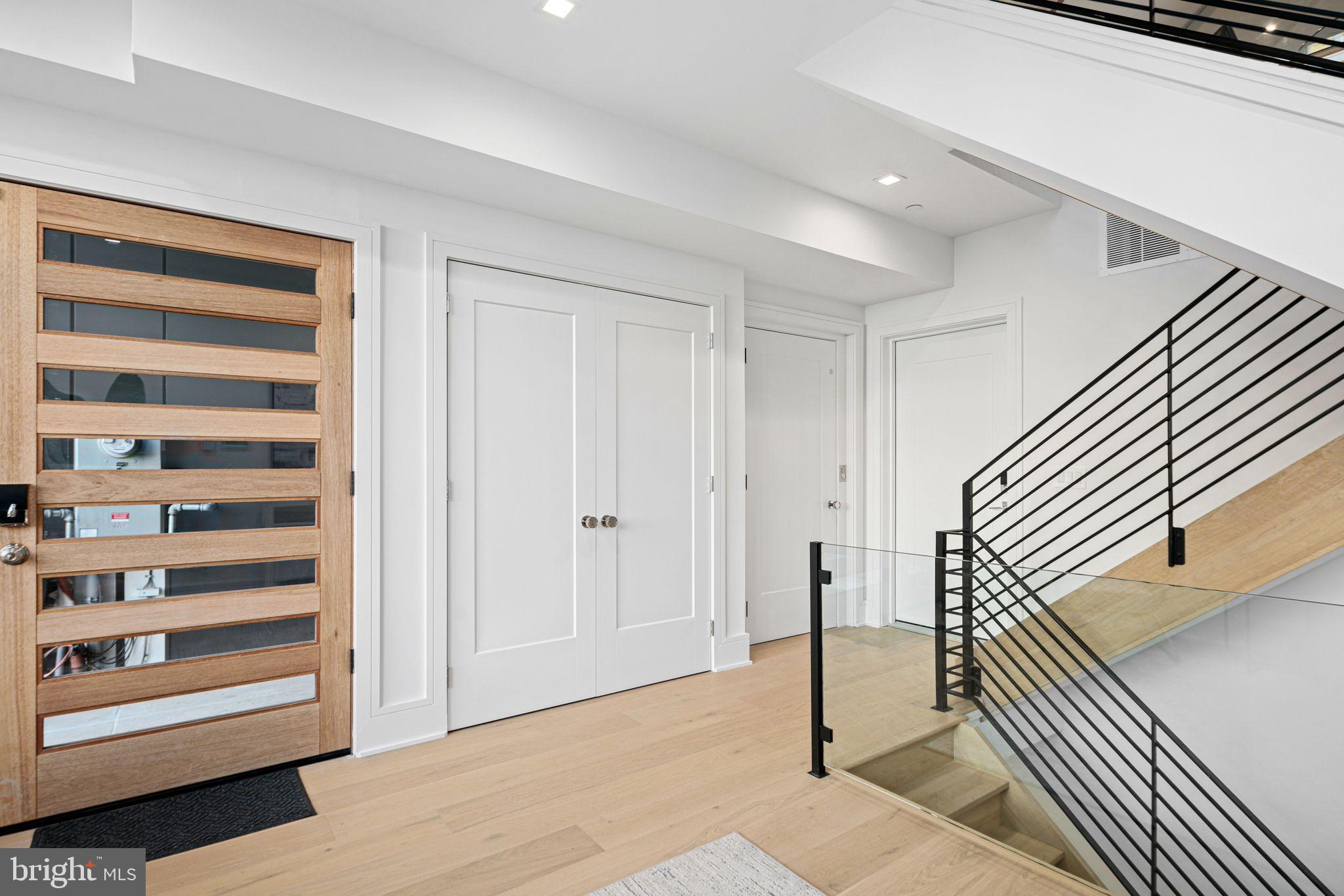 WASHINGTON SQ WEST - Residential