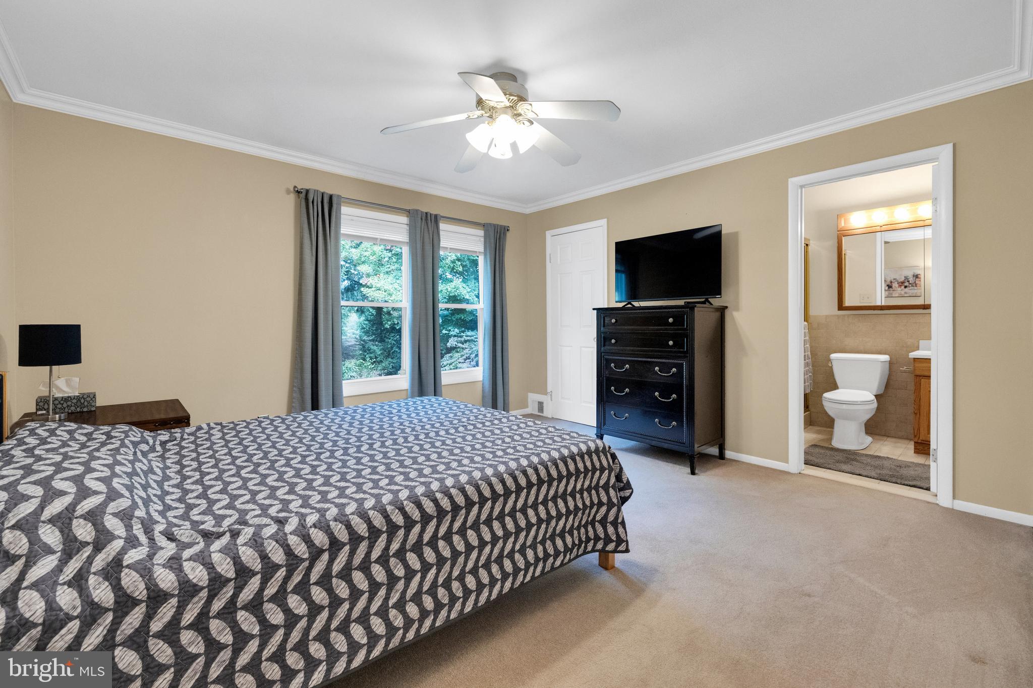 FLYING HILLS - Residential