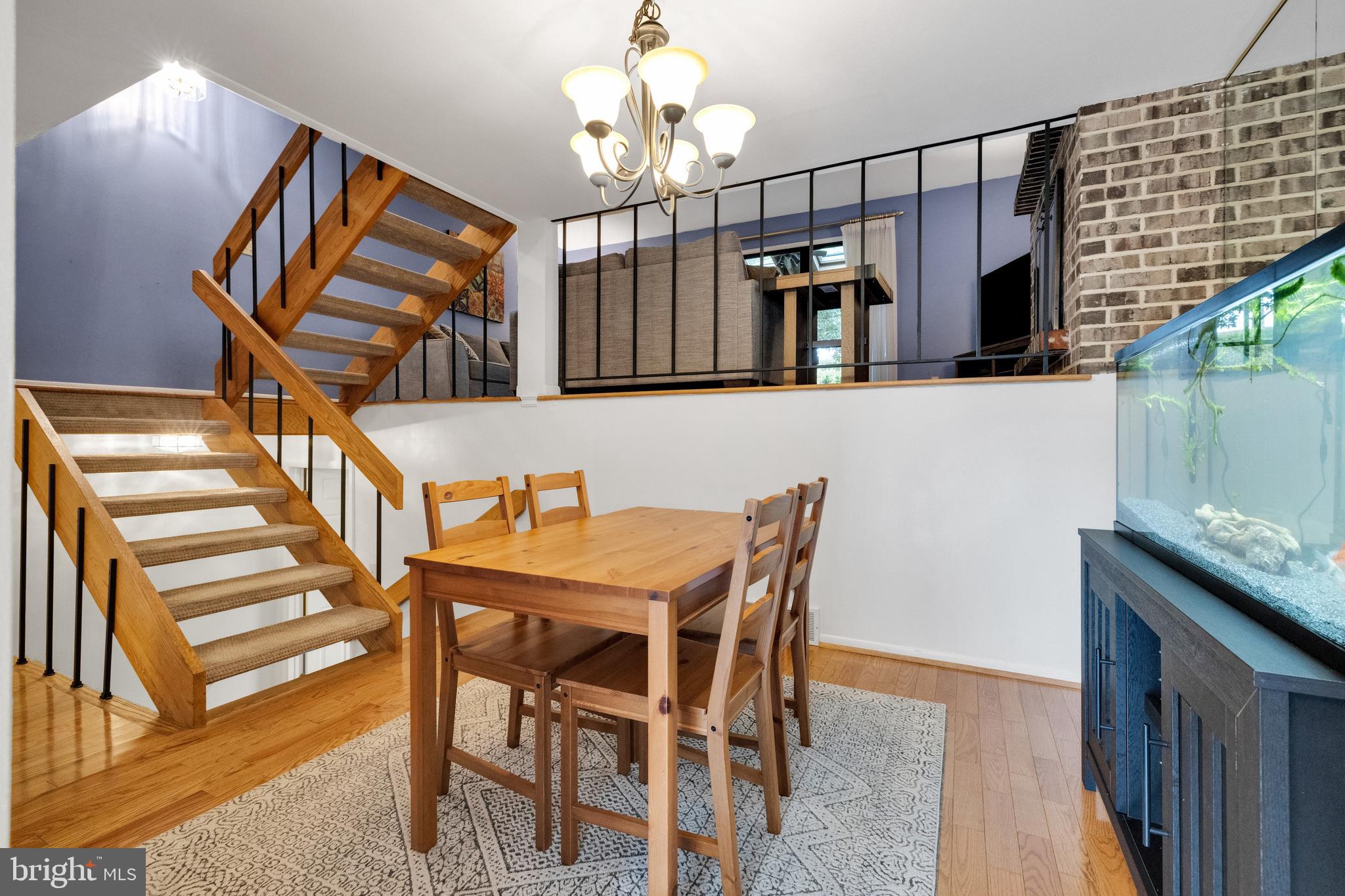 FLYING HILLS - Residential