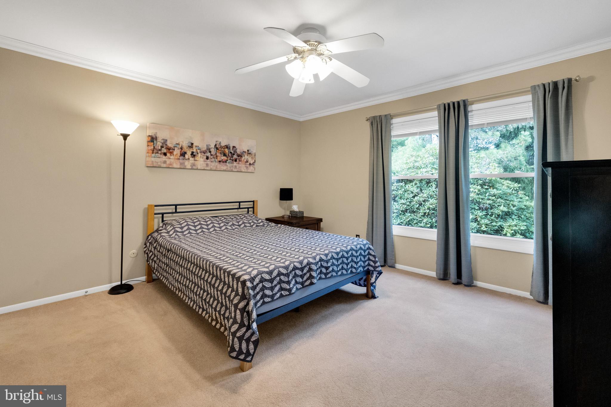 FLYING HILLS - Residential