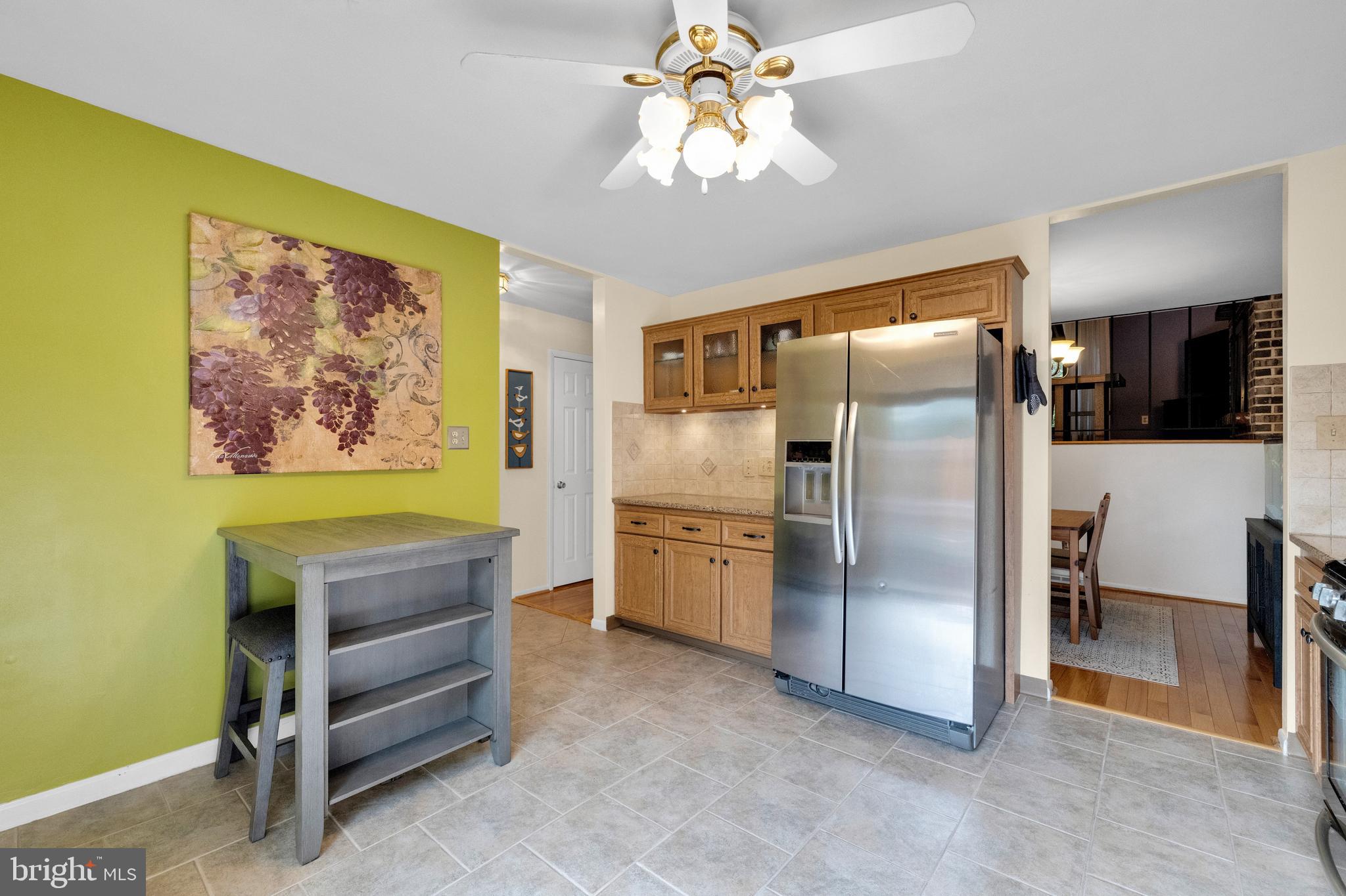 FLYING HILLS - Residential