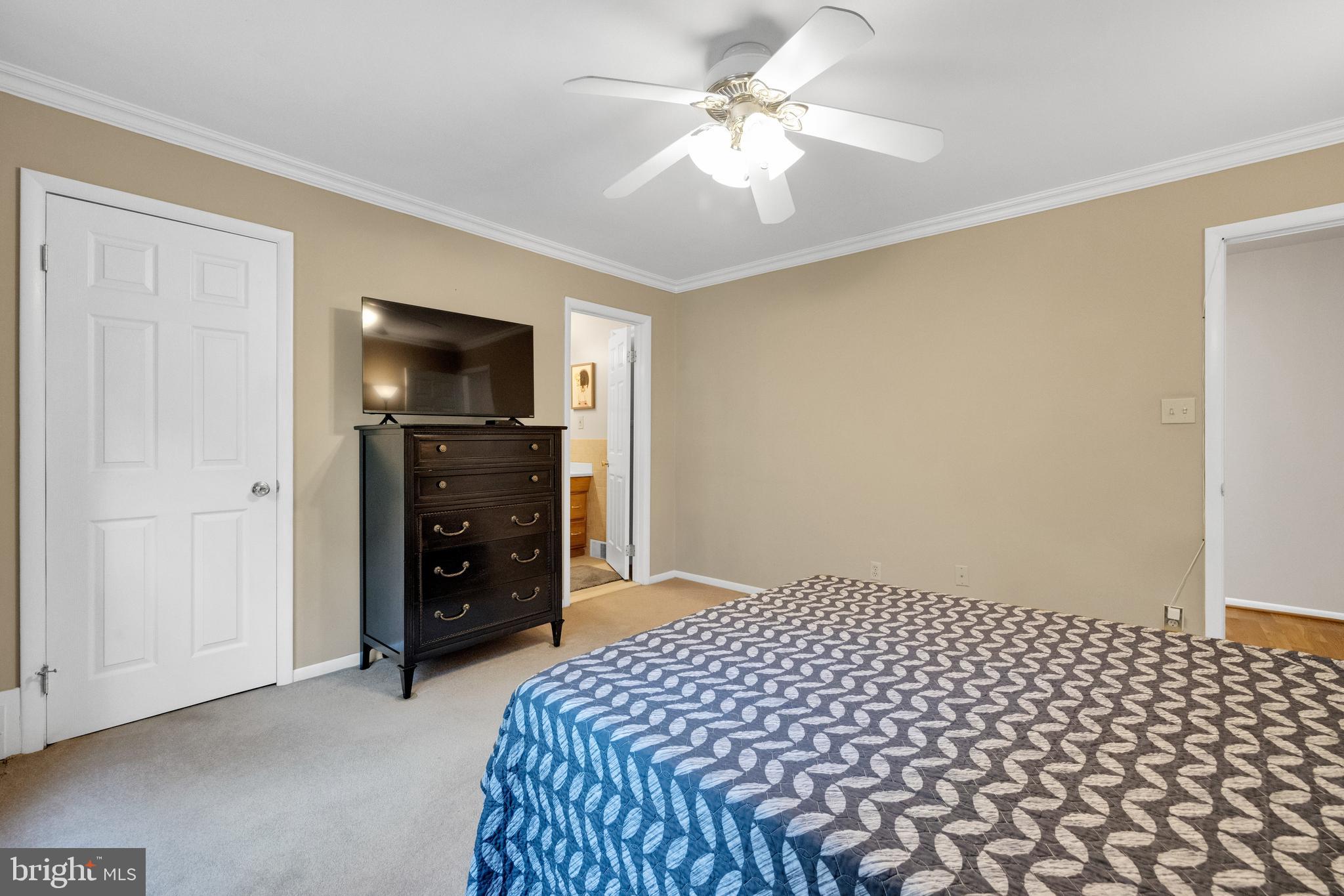 FLYING HILLS - Residential