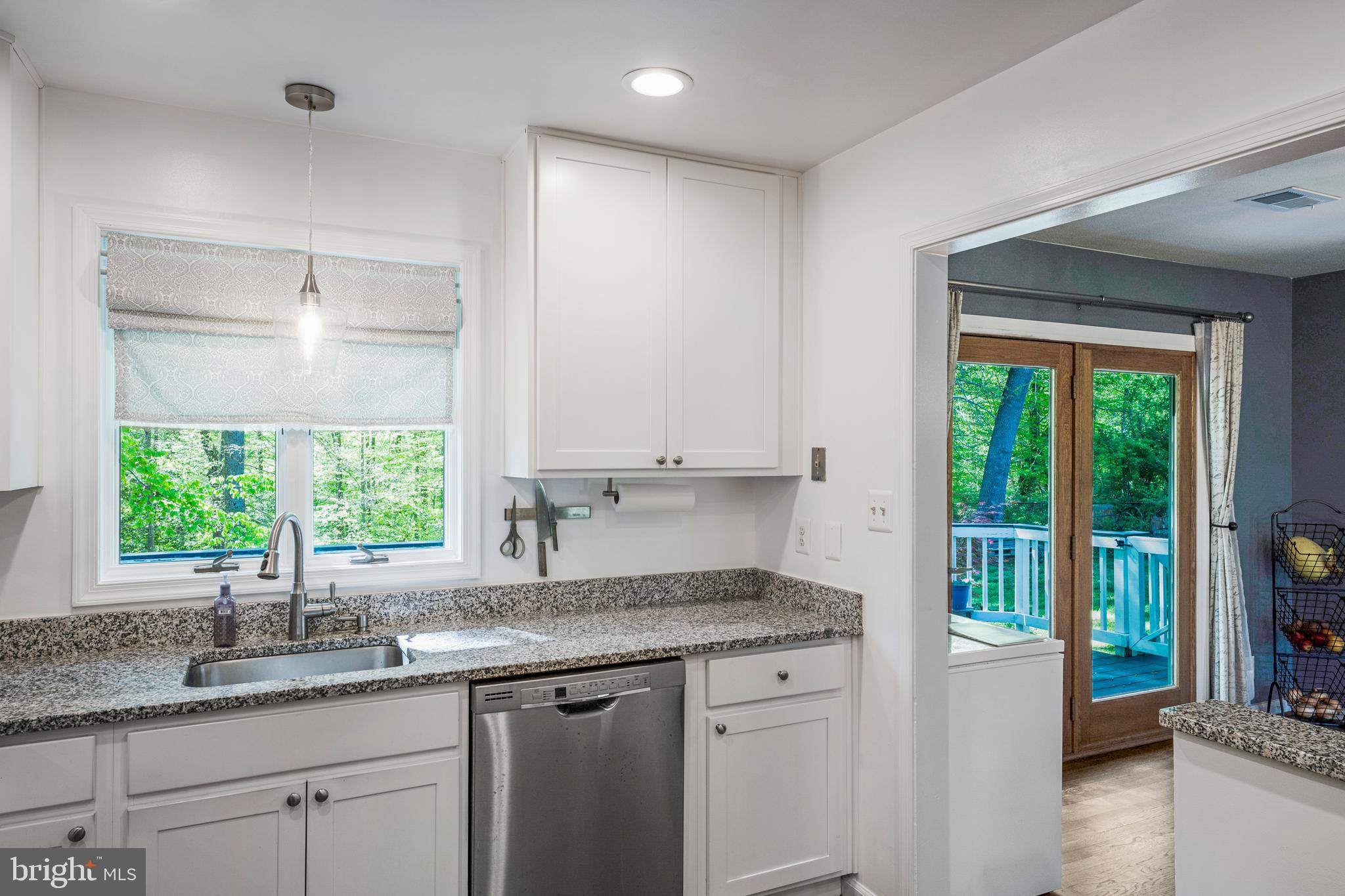 LAKE JACKSON - Residential