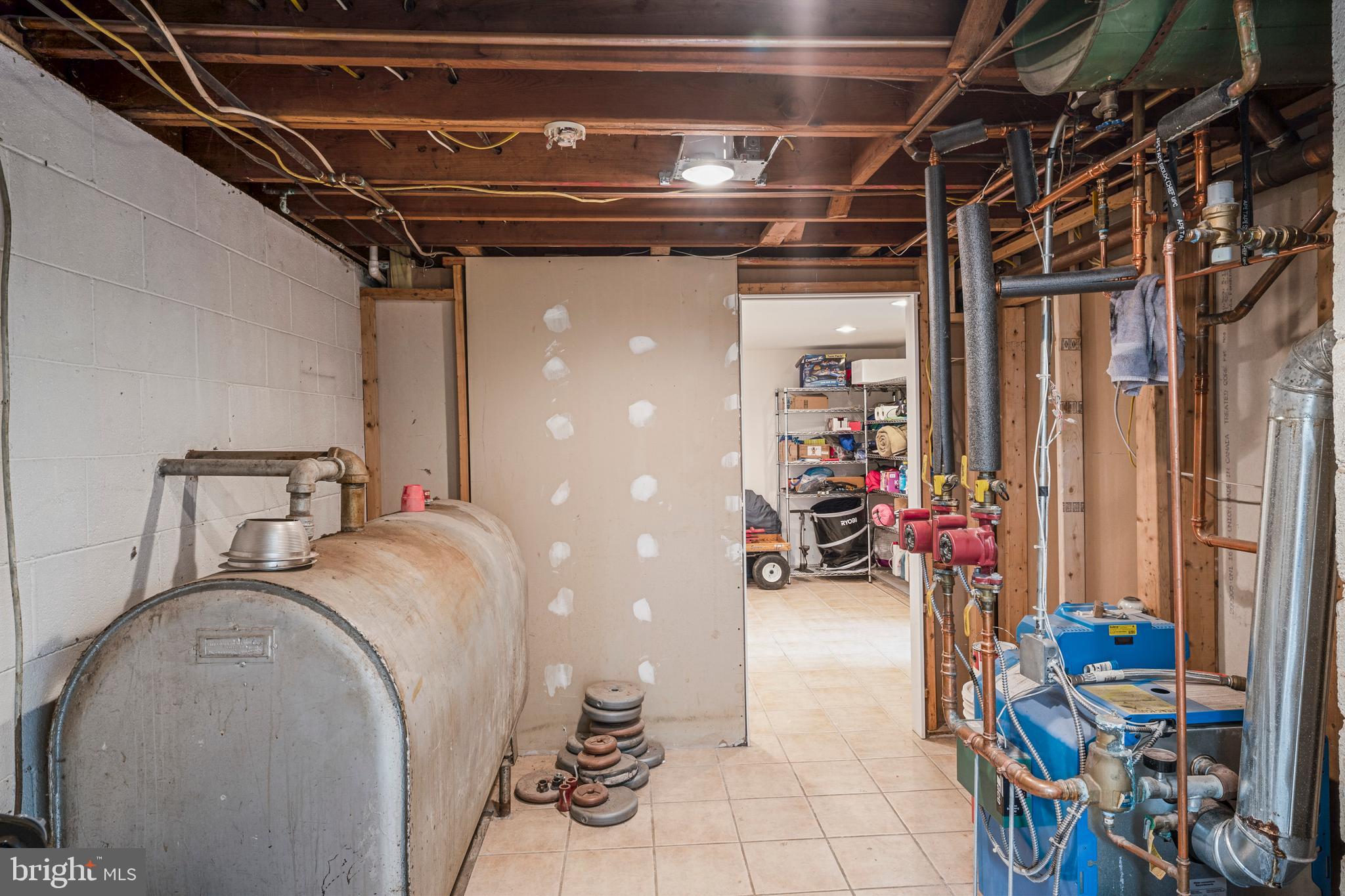 LAKE JACKSON - Residential