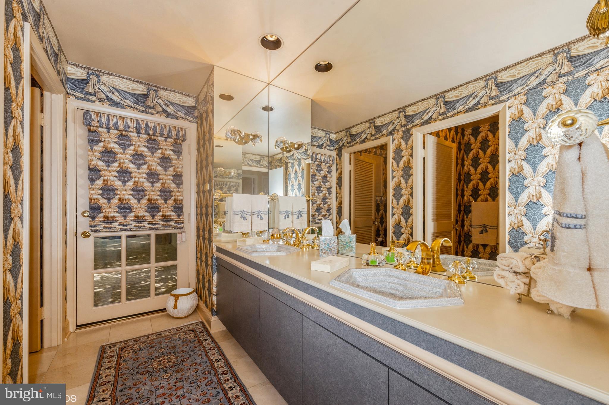 VELVET VALLEY - Residential