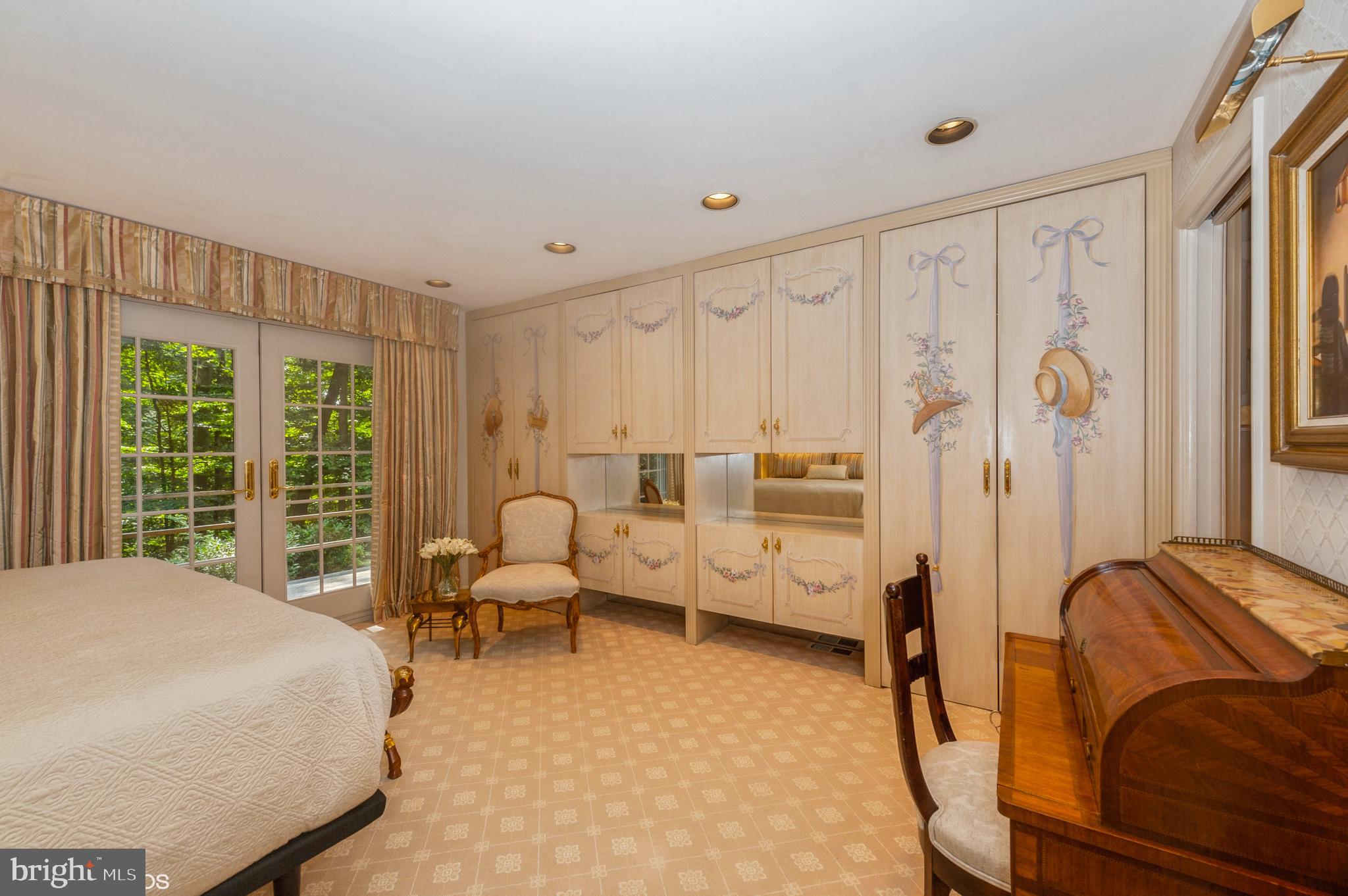 VELVET VALLEY - Residential