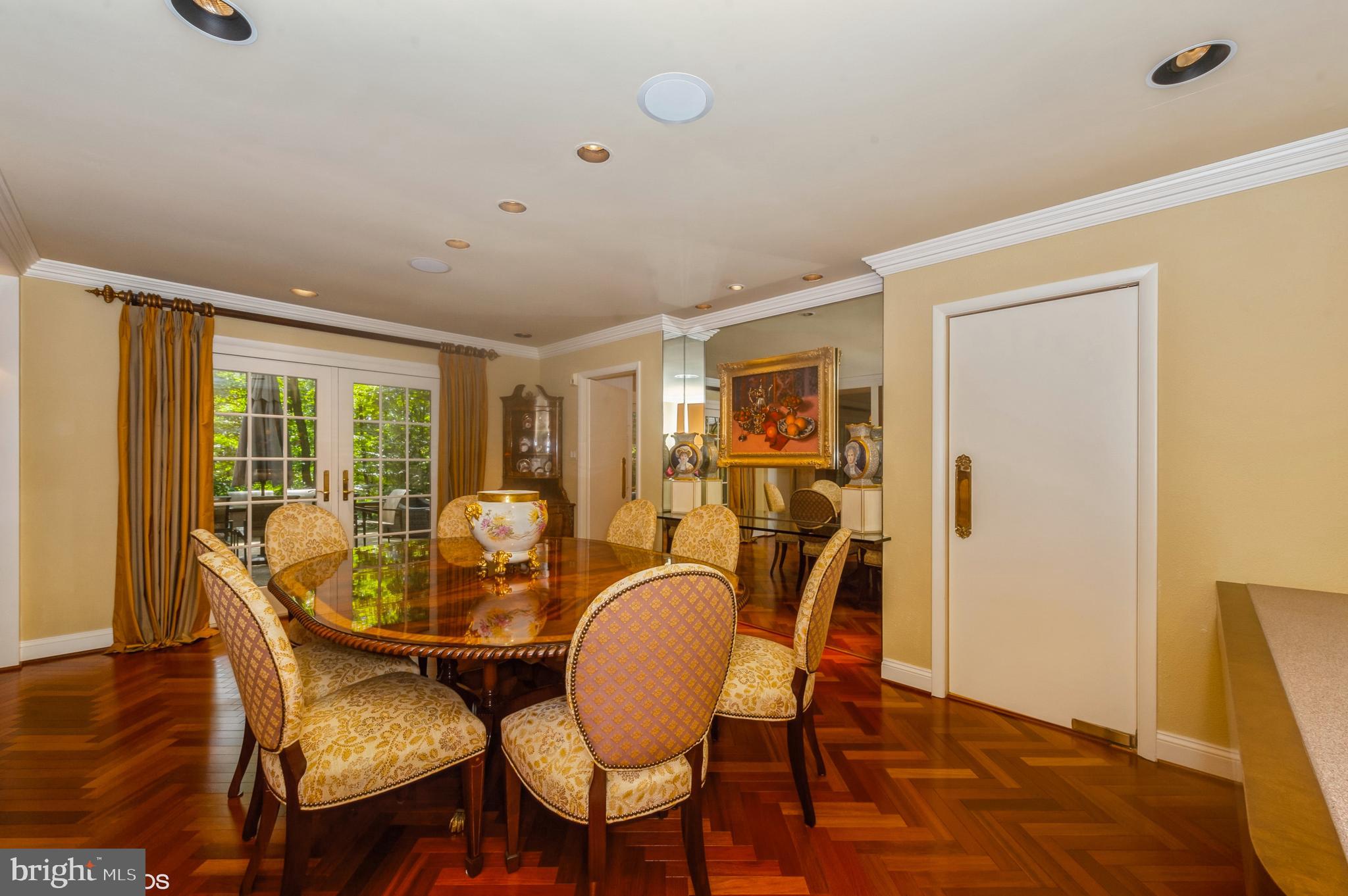 VELVET VALLEY - Residential