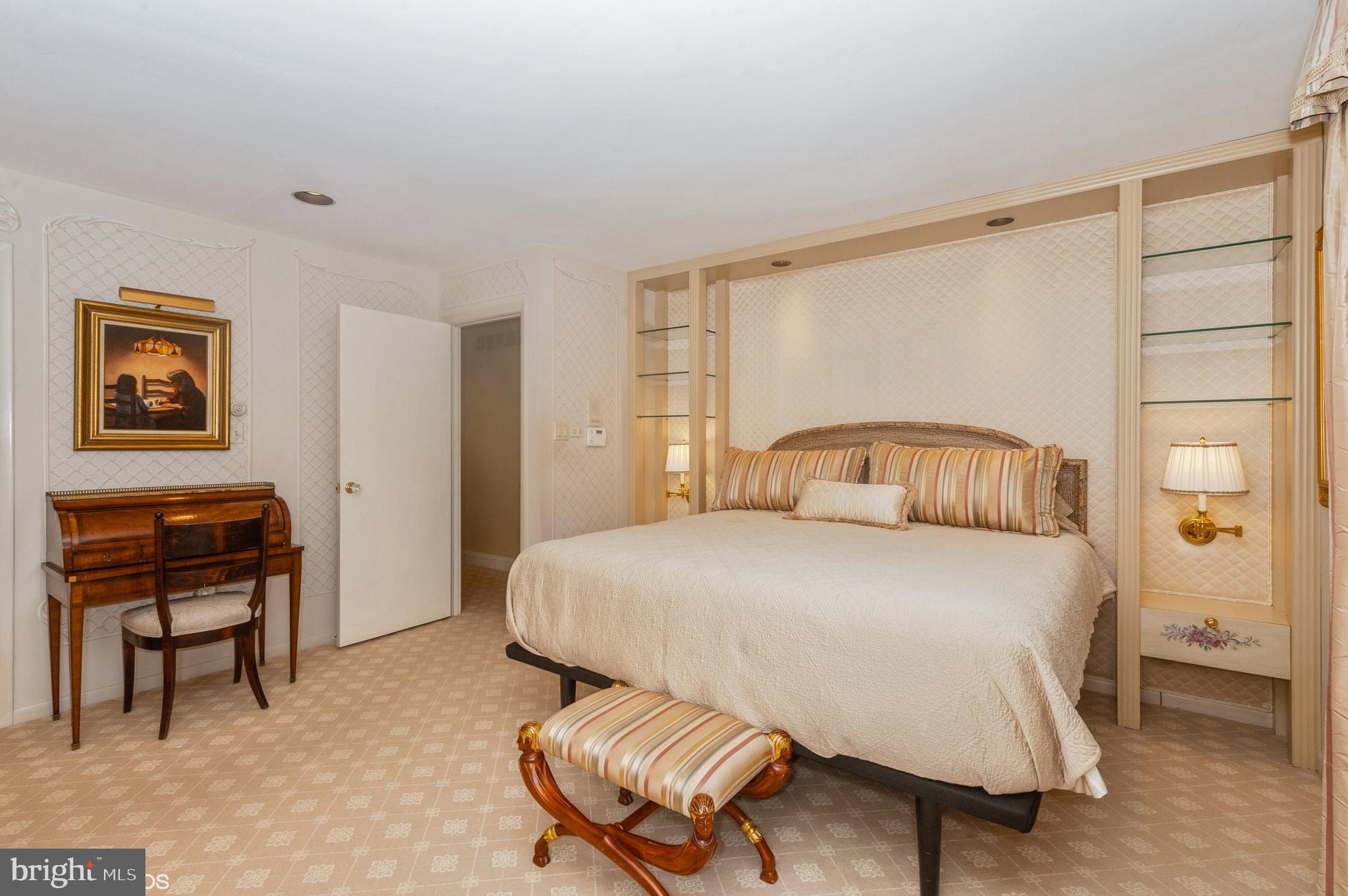 VELVET VALLEY - Residential