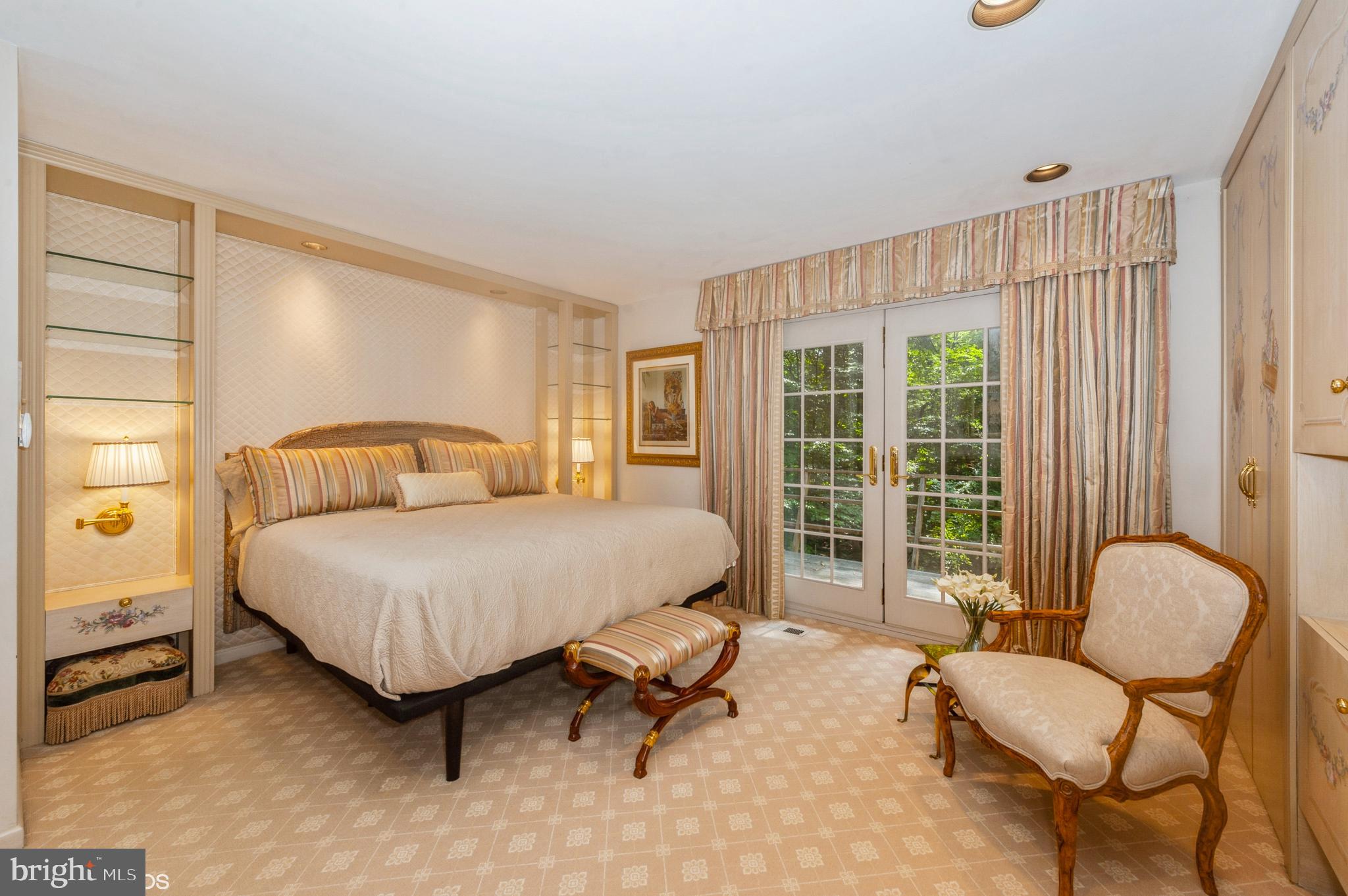 VELVET VALLEY - Residential