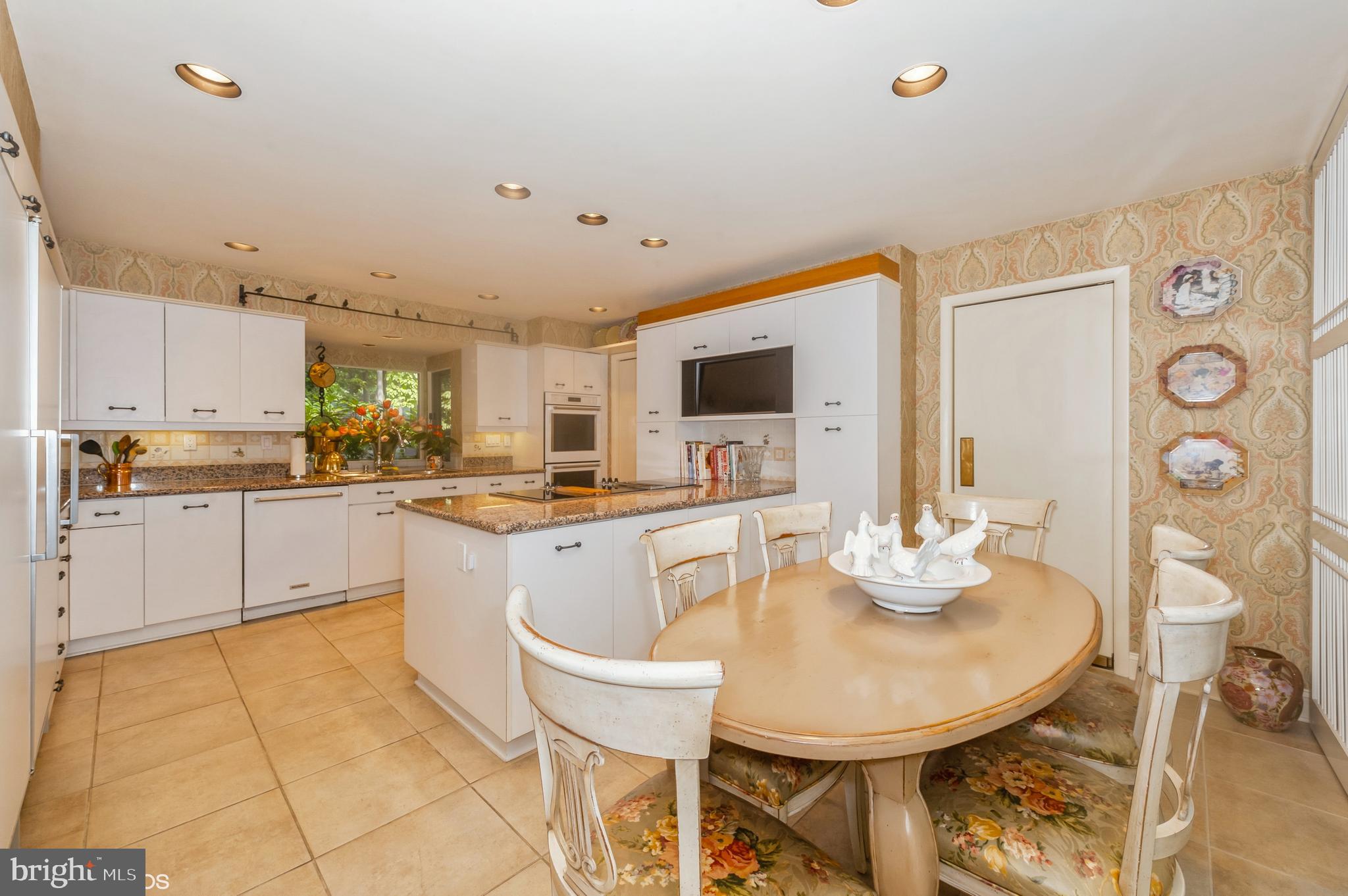 VELVET VALLEY - Residential