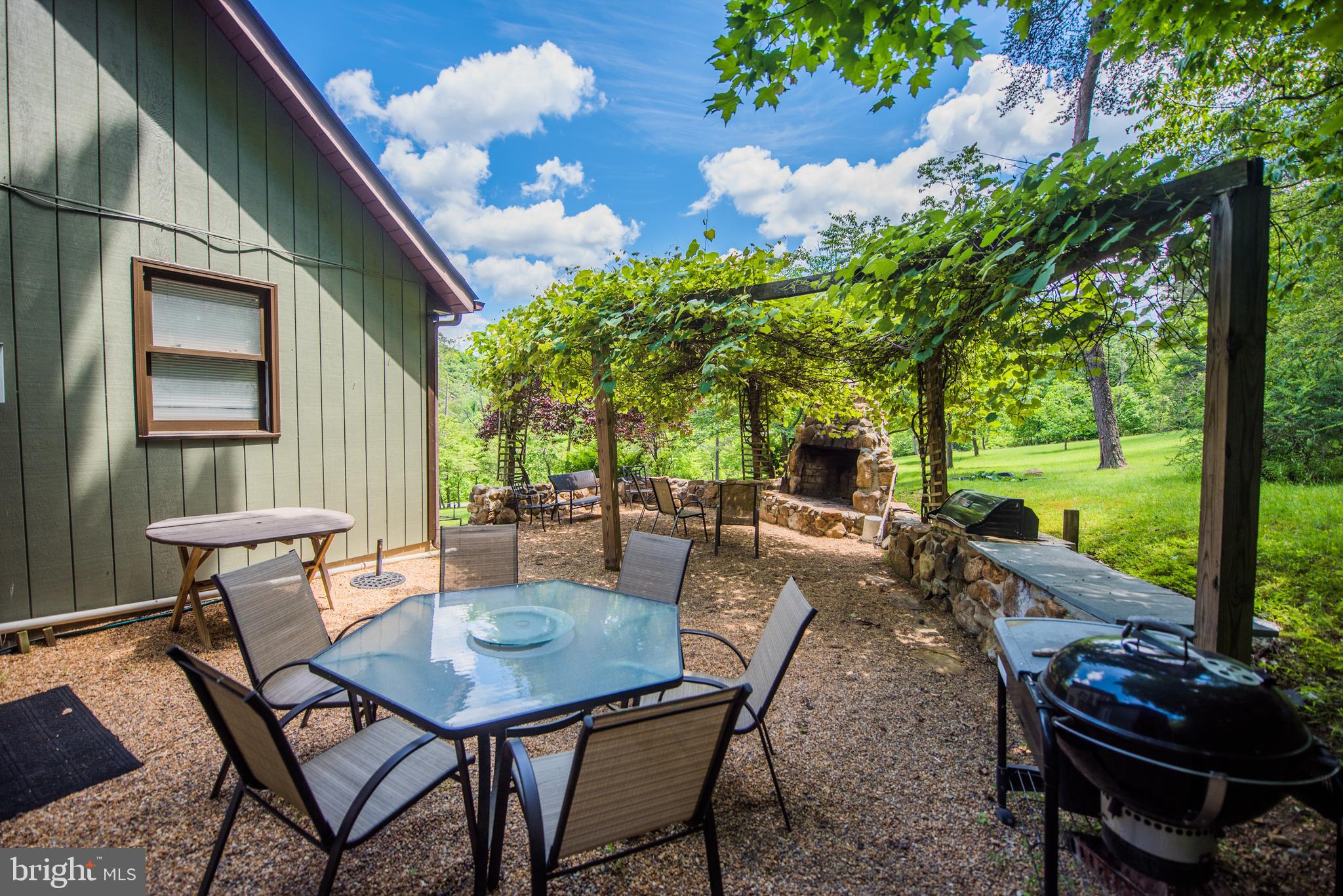 MORGAN WOODS - Residential