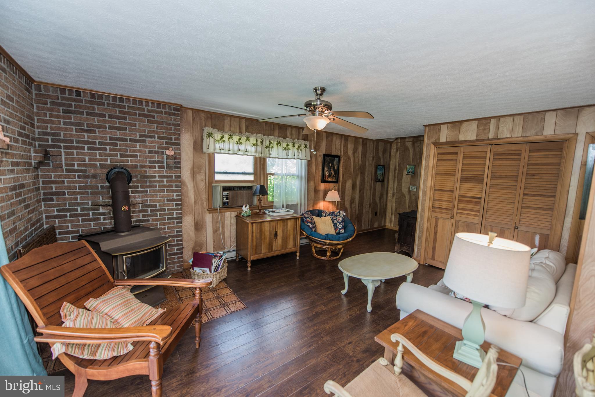 MORGAN WOODS - Residential