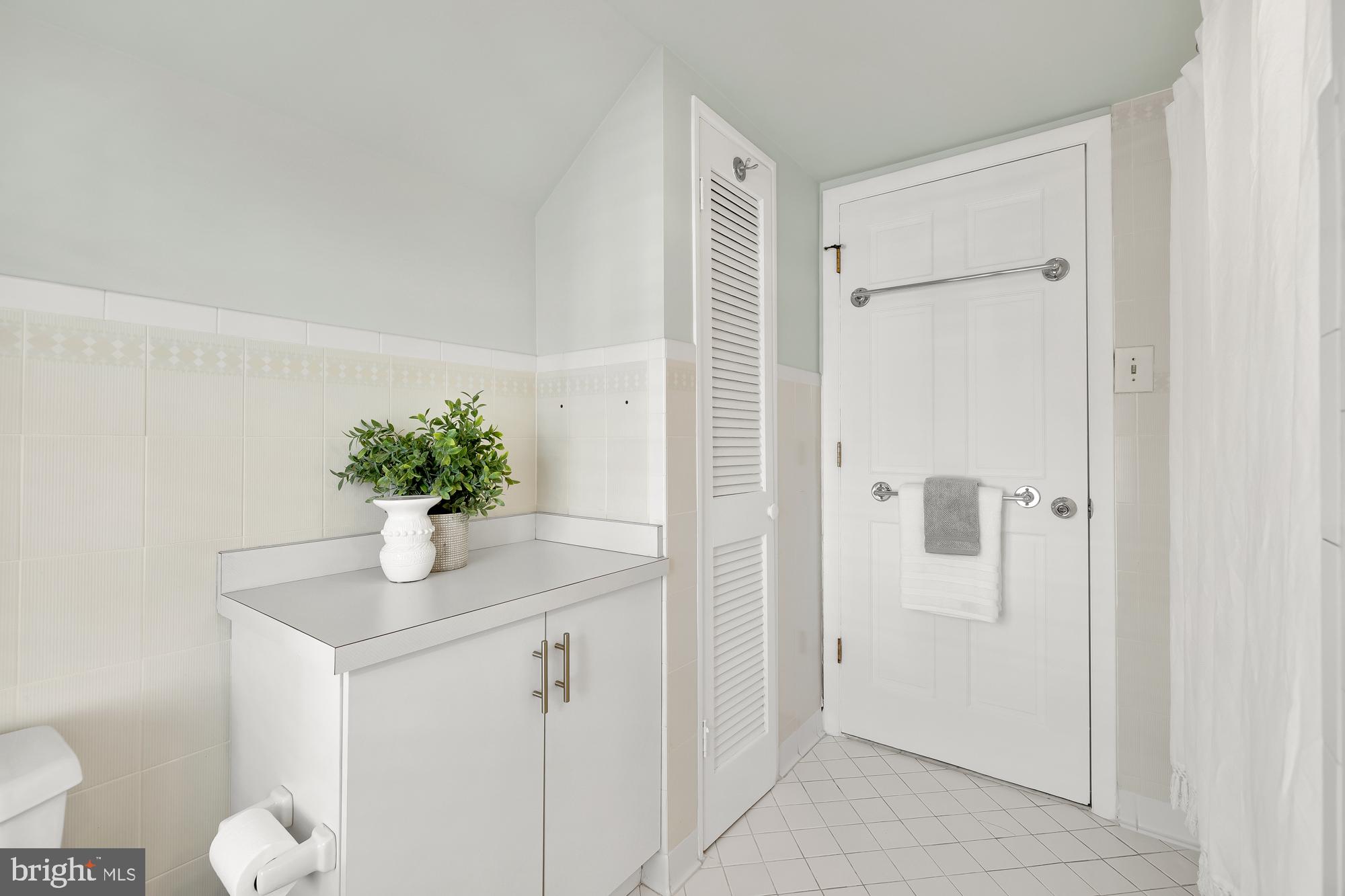 ROSEDALE PARK - Residential