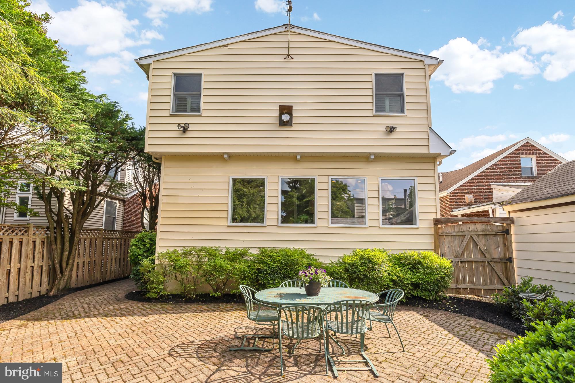 ROSEDALE PARK - Residential