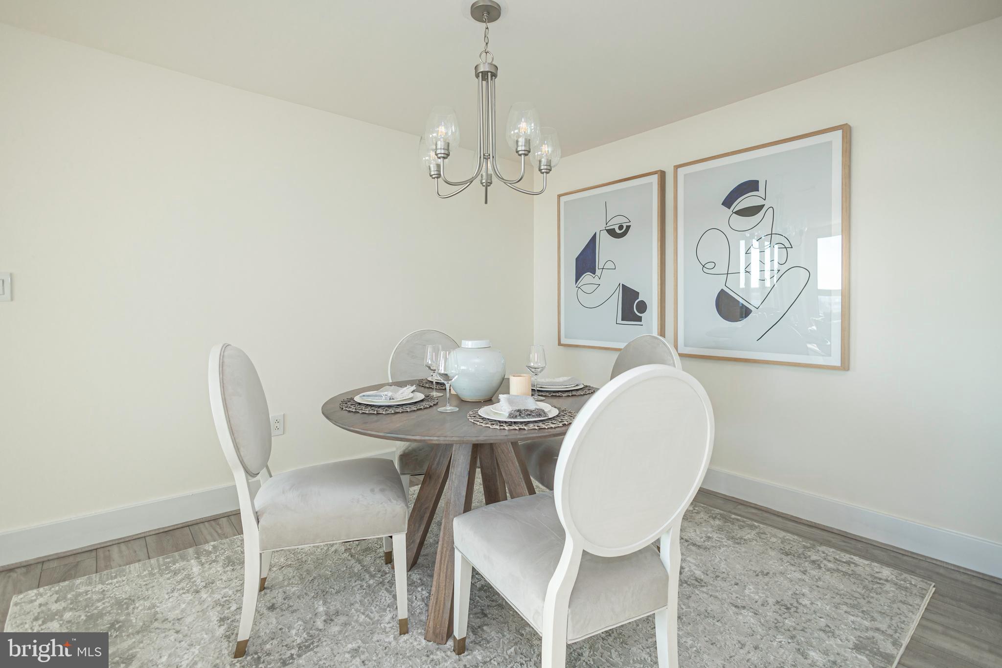 DOCKSIDE CONDOMINIUM - Residential